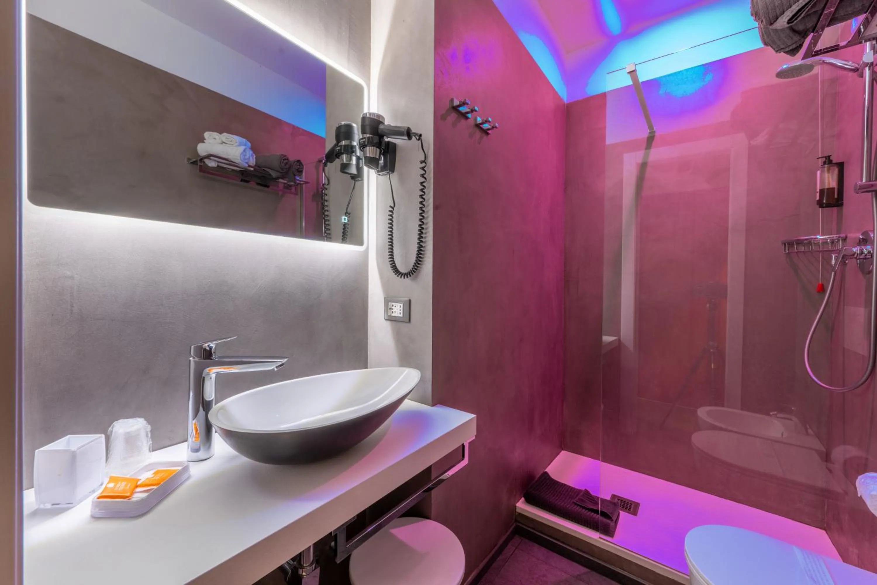 Bathroom in Hotel Fiume