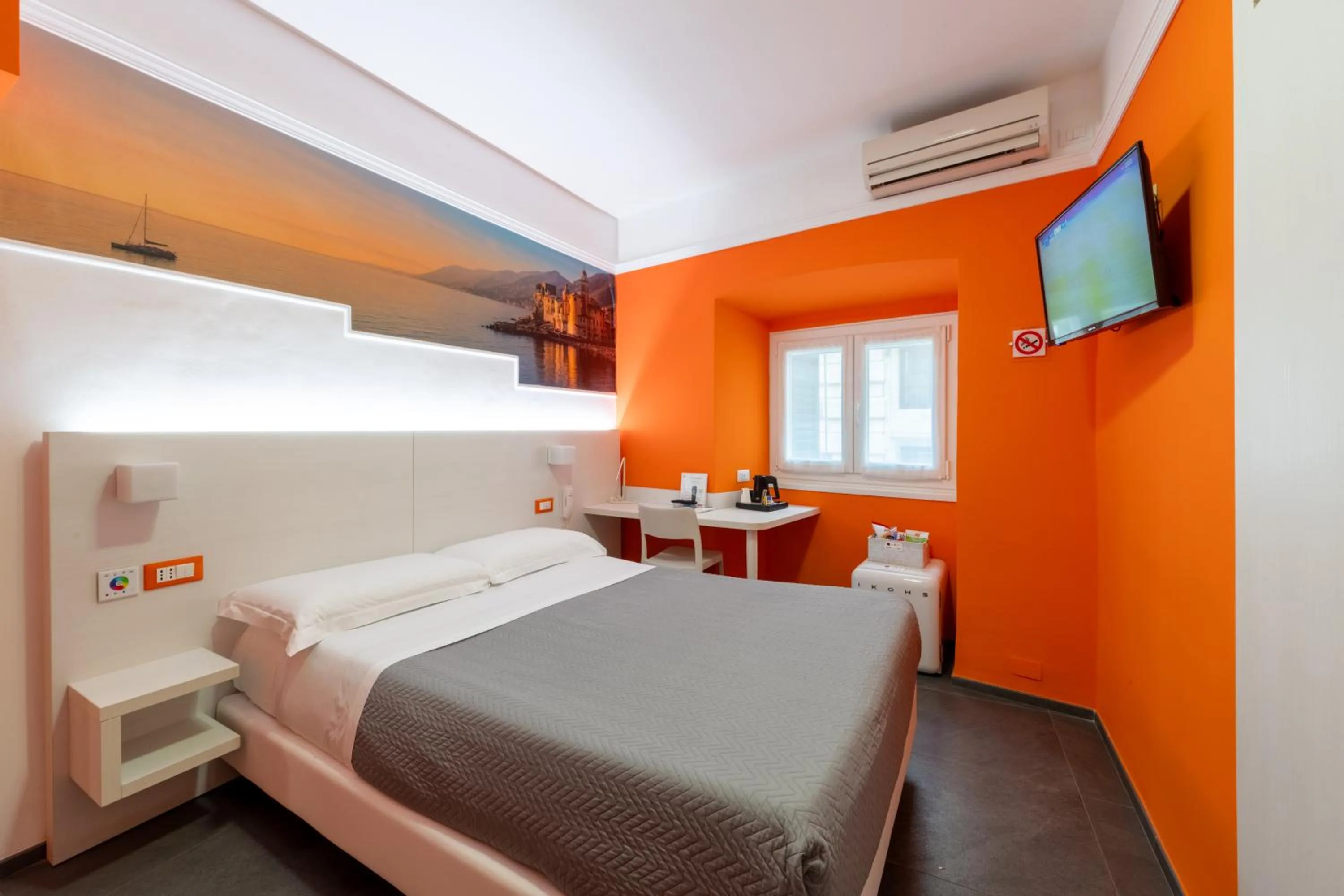 Bedroom, Bed in Hotel Fiume