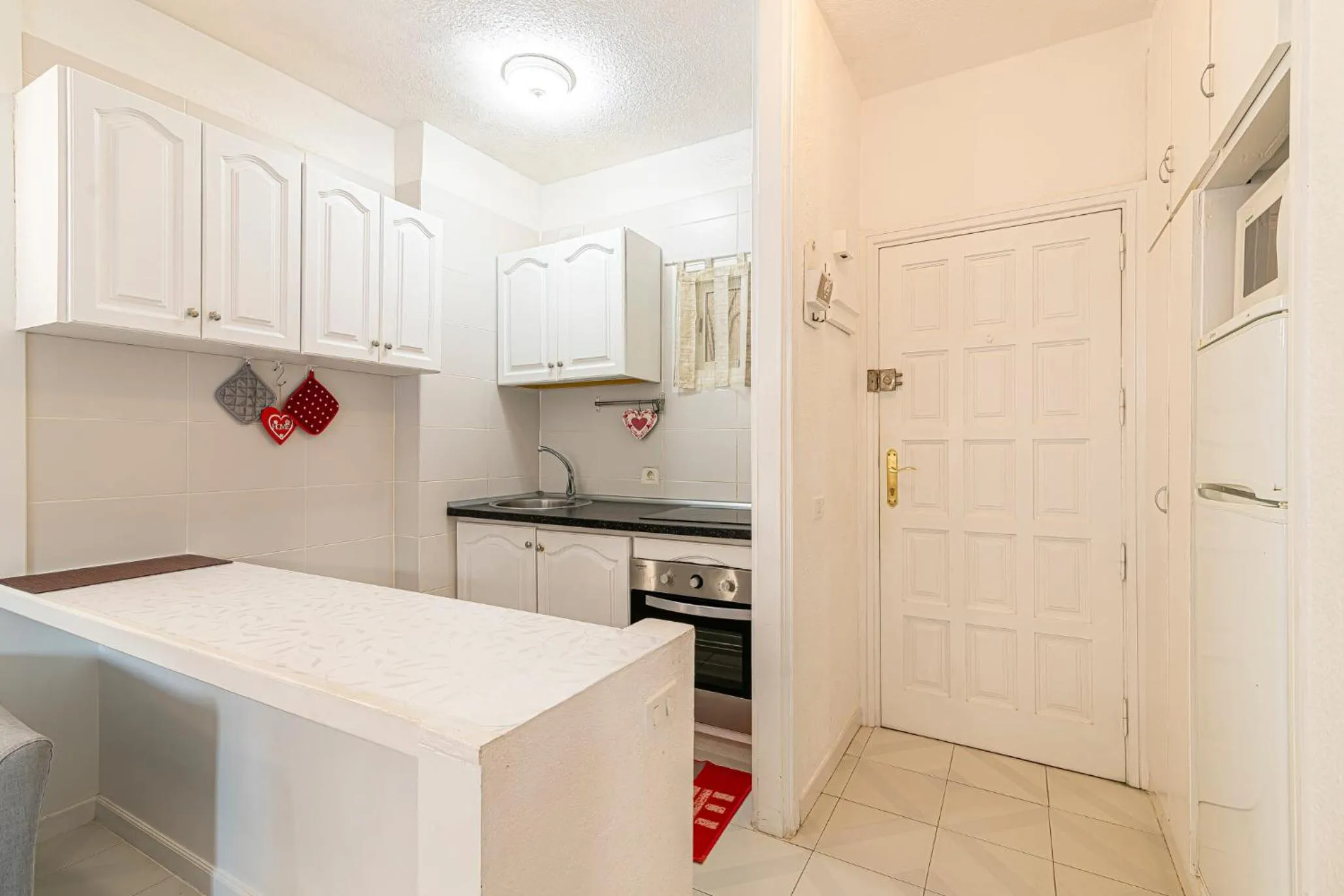 Kitchen or kitchenette in Los Angeles 244 WiFi Pool
