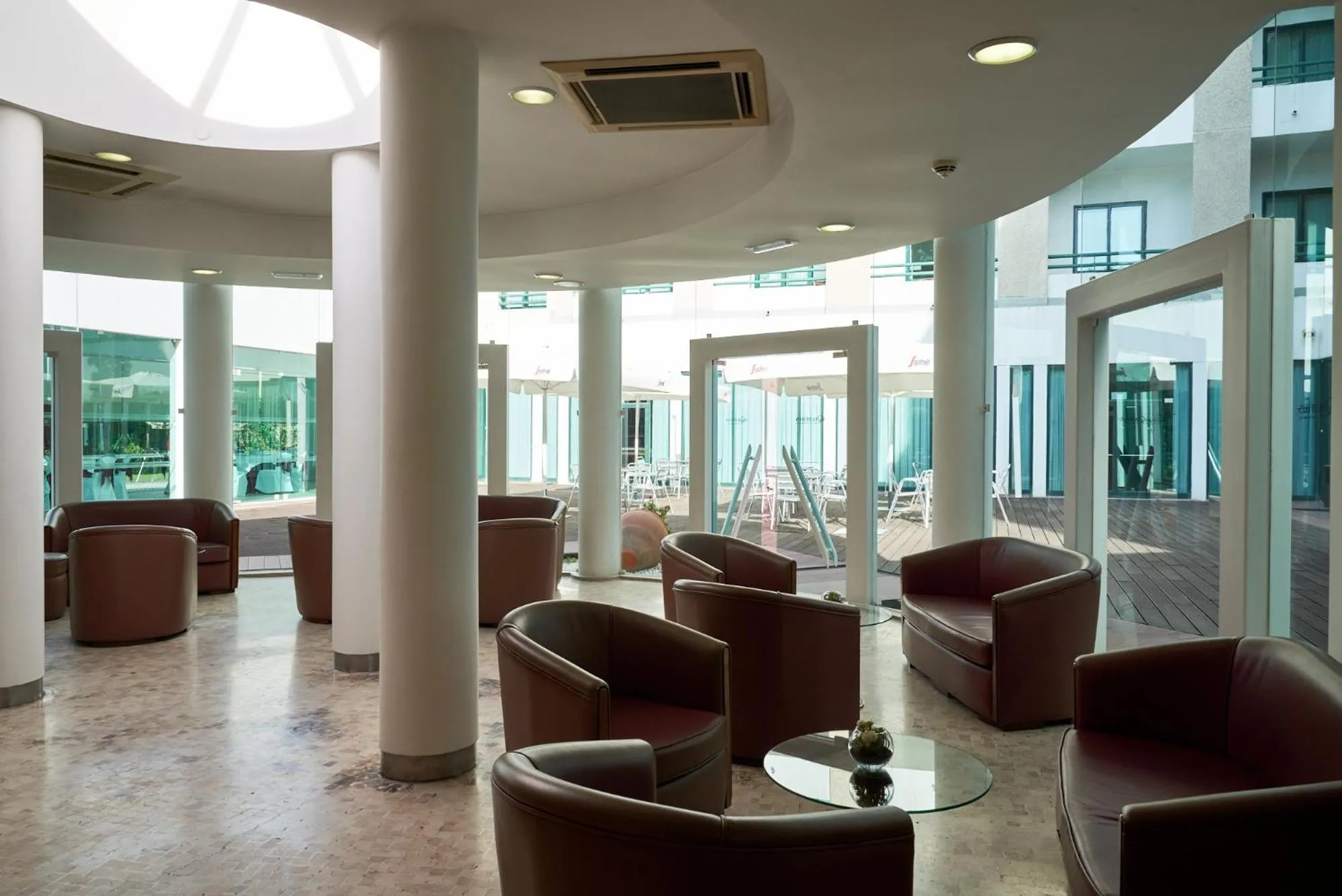 Lounge or bar in Leziria Parque Hotel