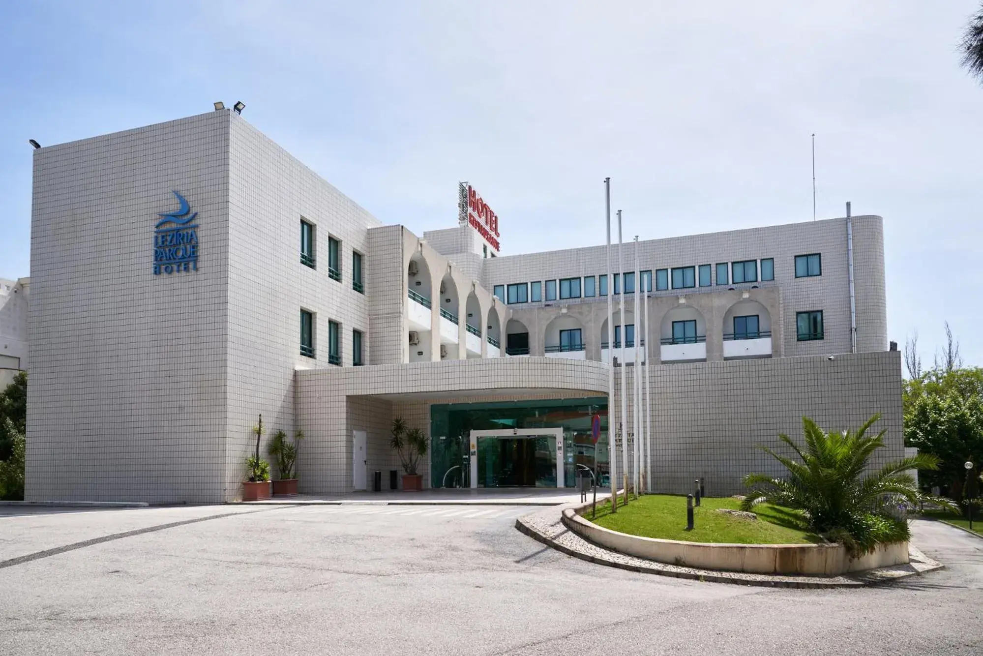 Property building in Leziria Parque Hotel Property building in Leziria Parque Hotel