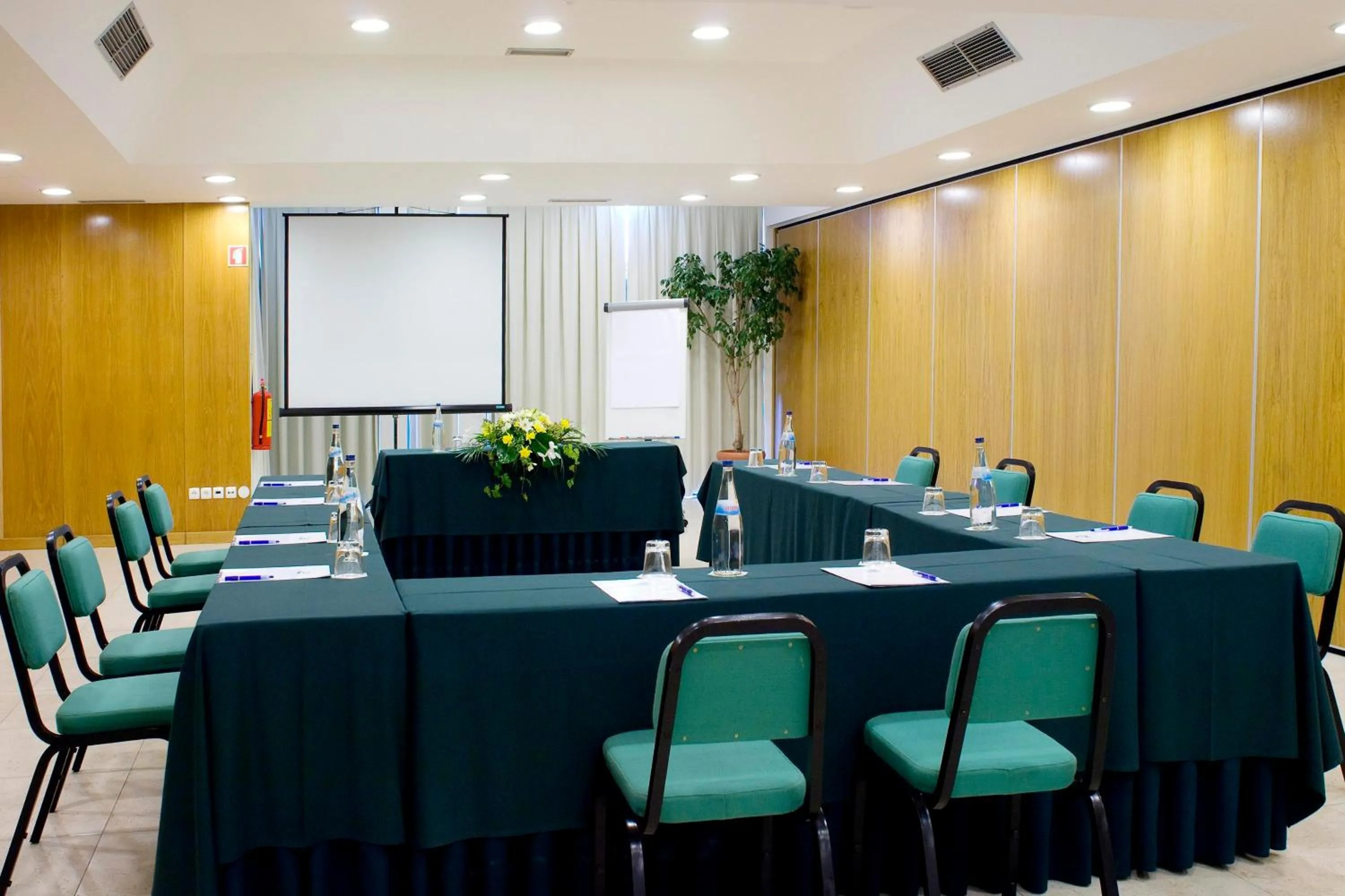 Business facilities in Leziria Parque Hotel