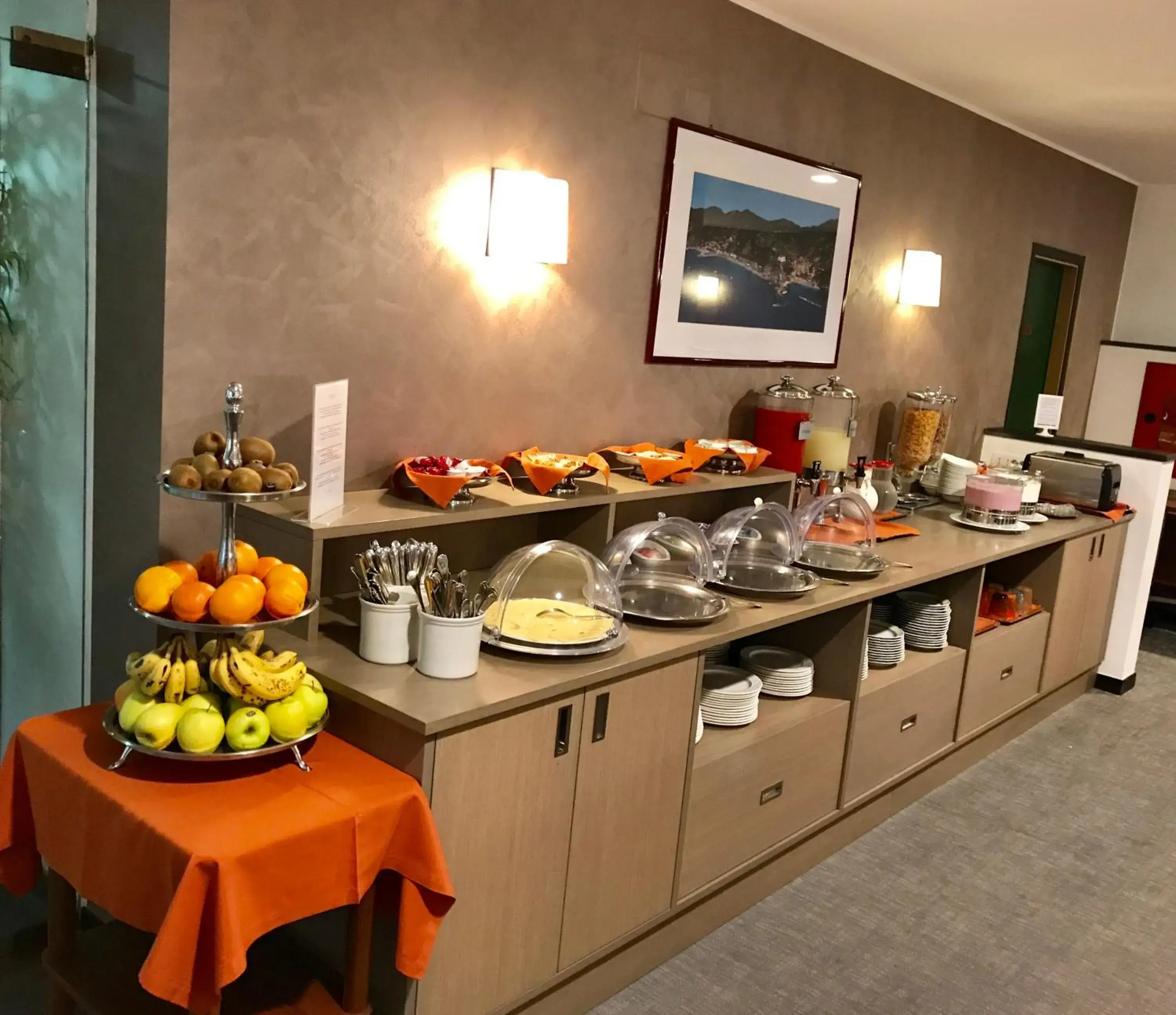 Food and drinks in Hotel Palme Food and drinks in Hotel Palme