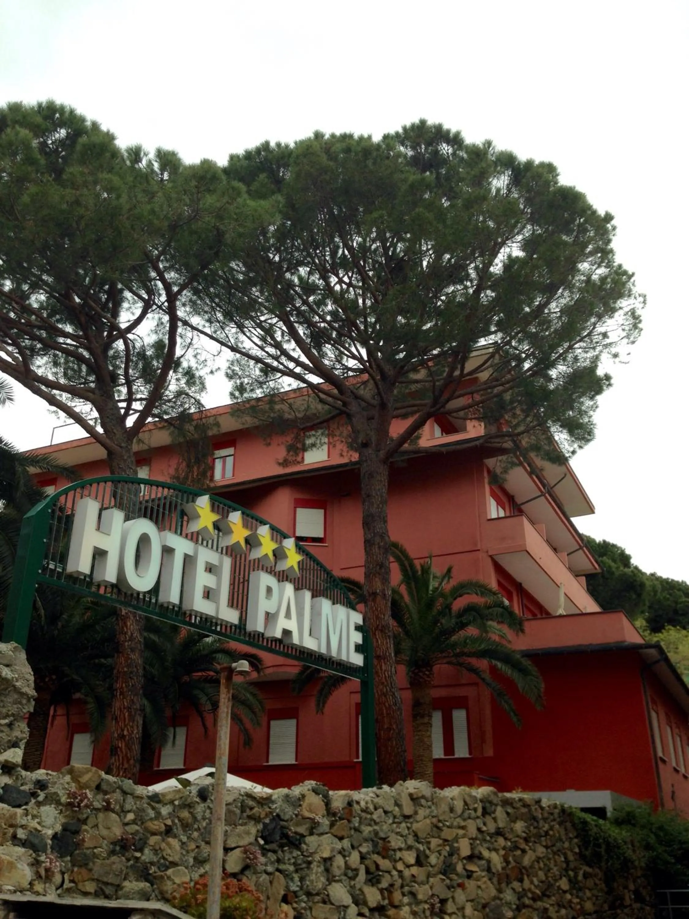 Facade/entrance in Hotel Palme