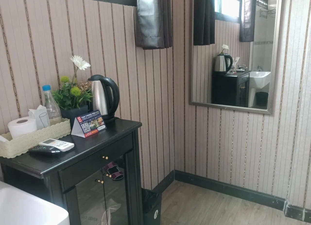 Coffee/tea facilities in A Lanna Boutique House