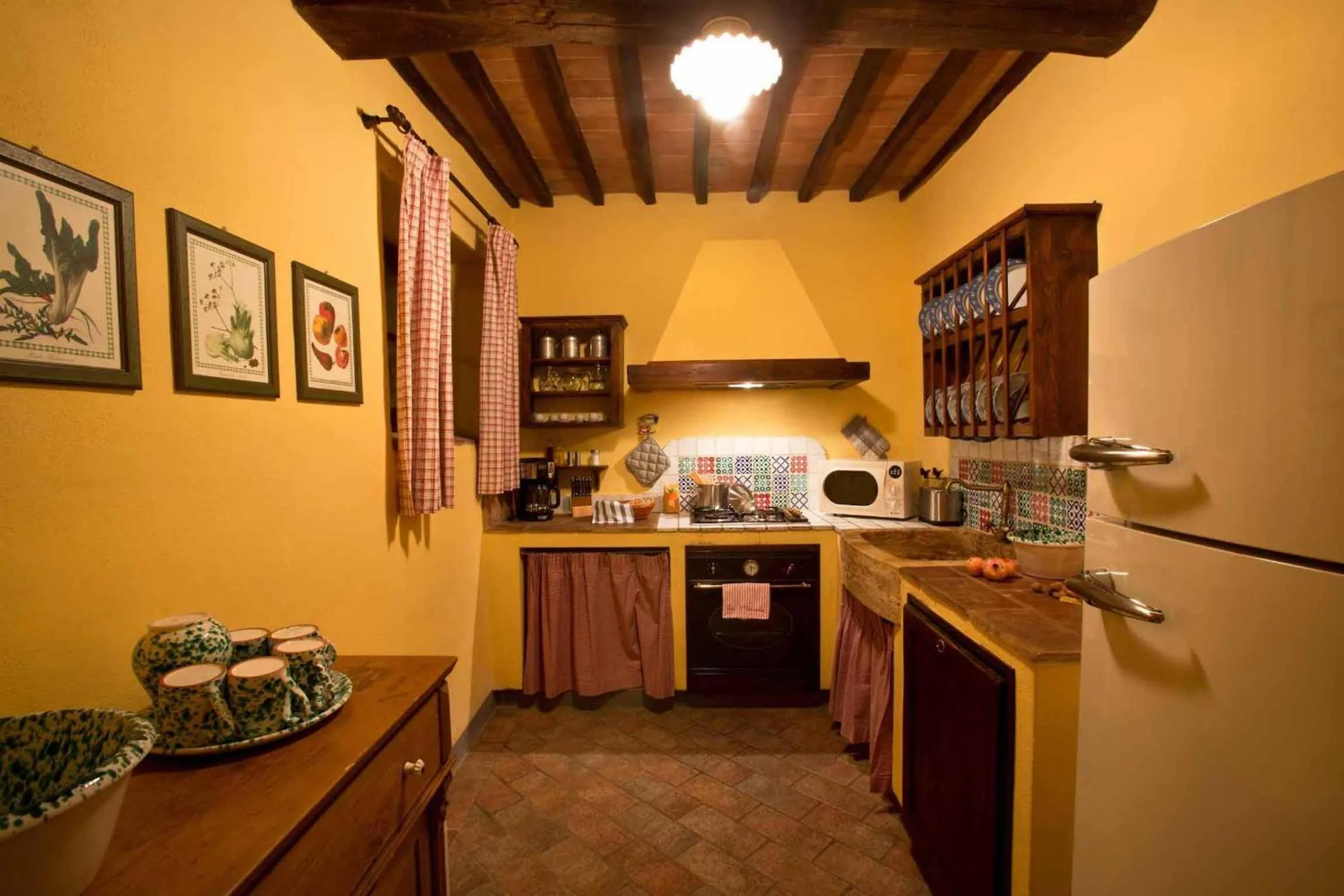 Kitchen or kitchenette in Le Mascie