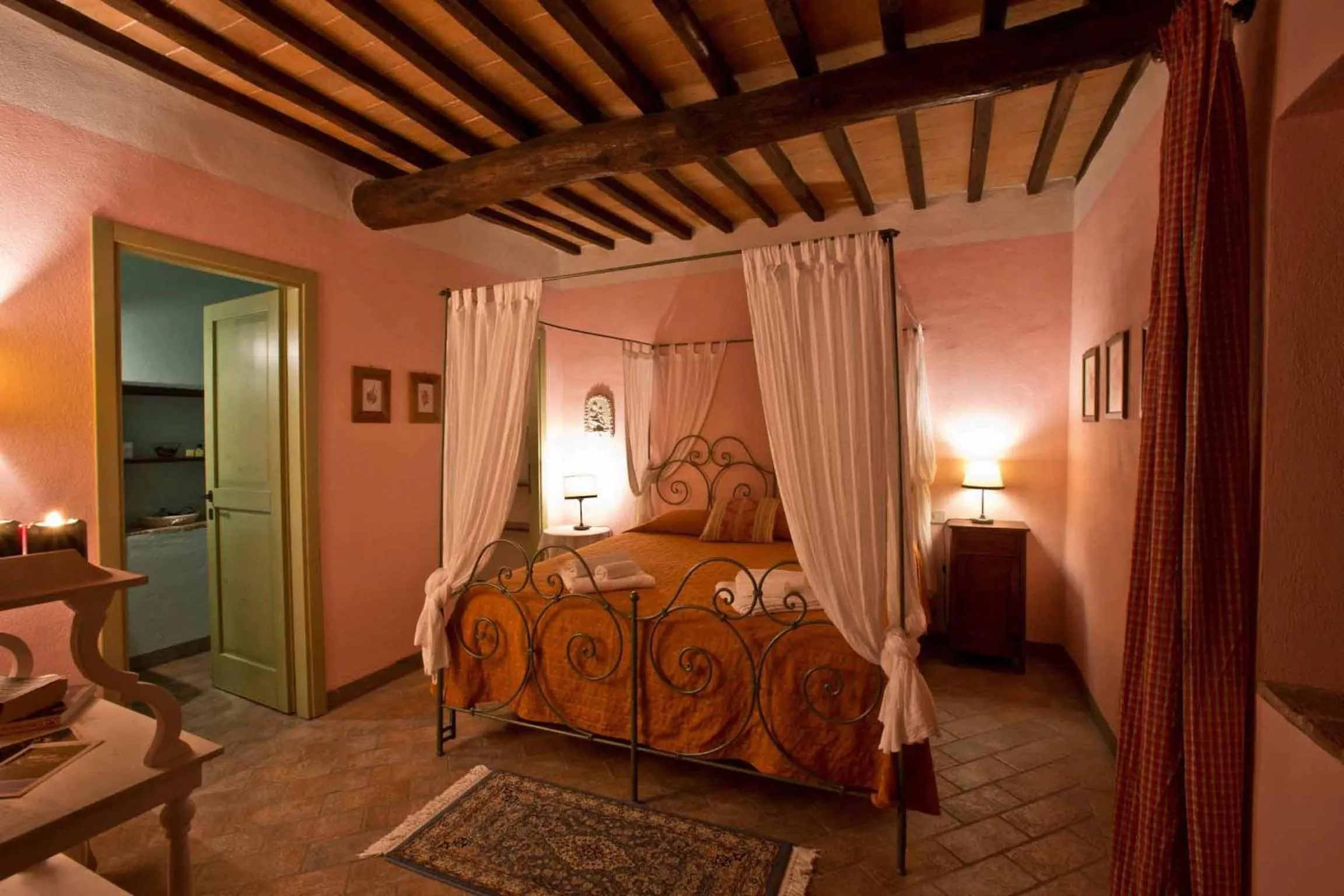 Bedroom, Bed in Le Mascie