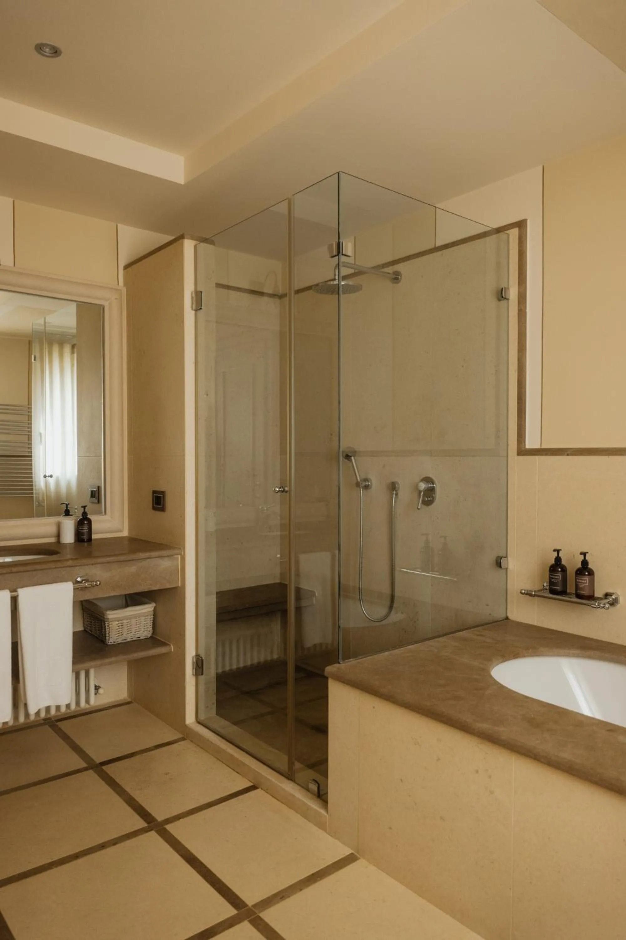 Shower in Fonteliving RestArt