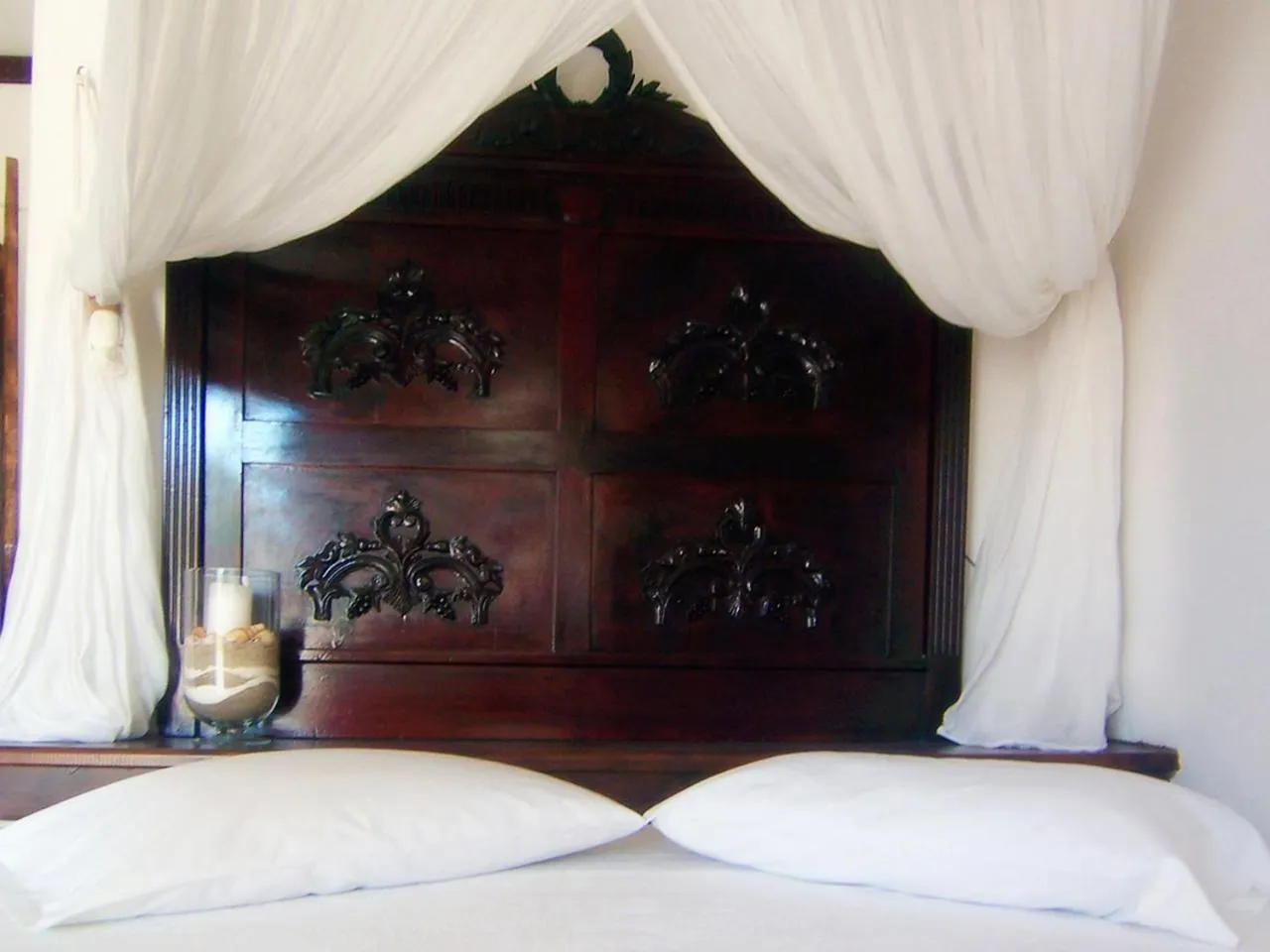 Bed in Porto Scoutari Romantic Hotel