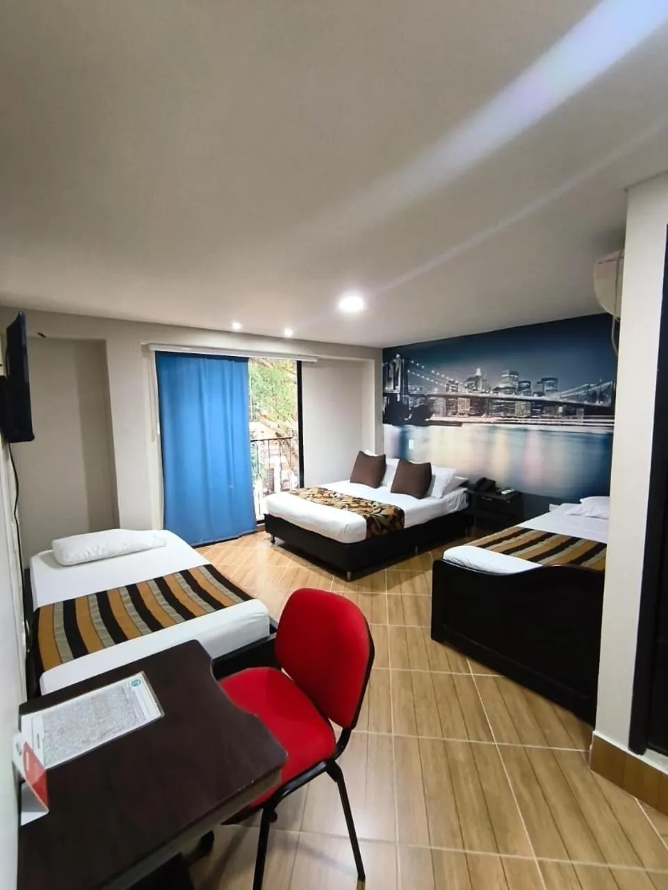 Bedroom, Bed in Hotel Quinta Avenida