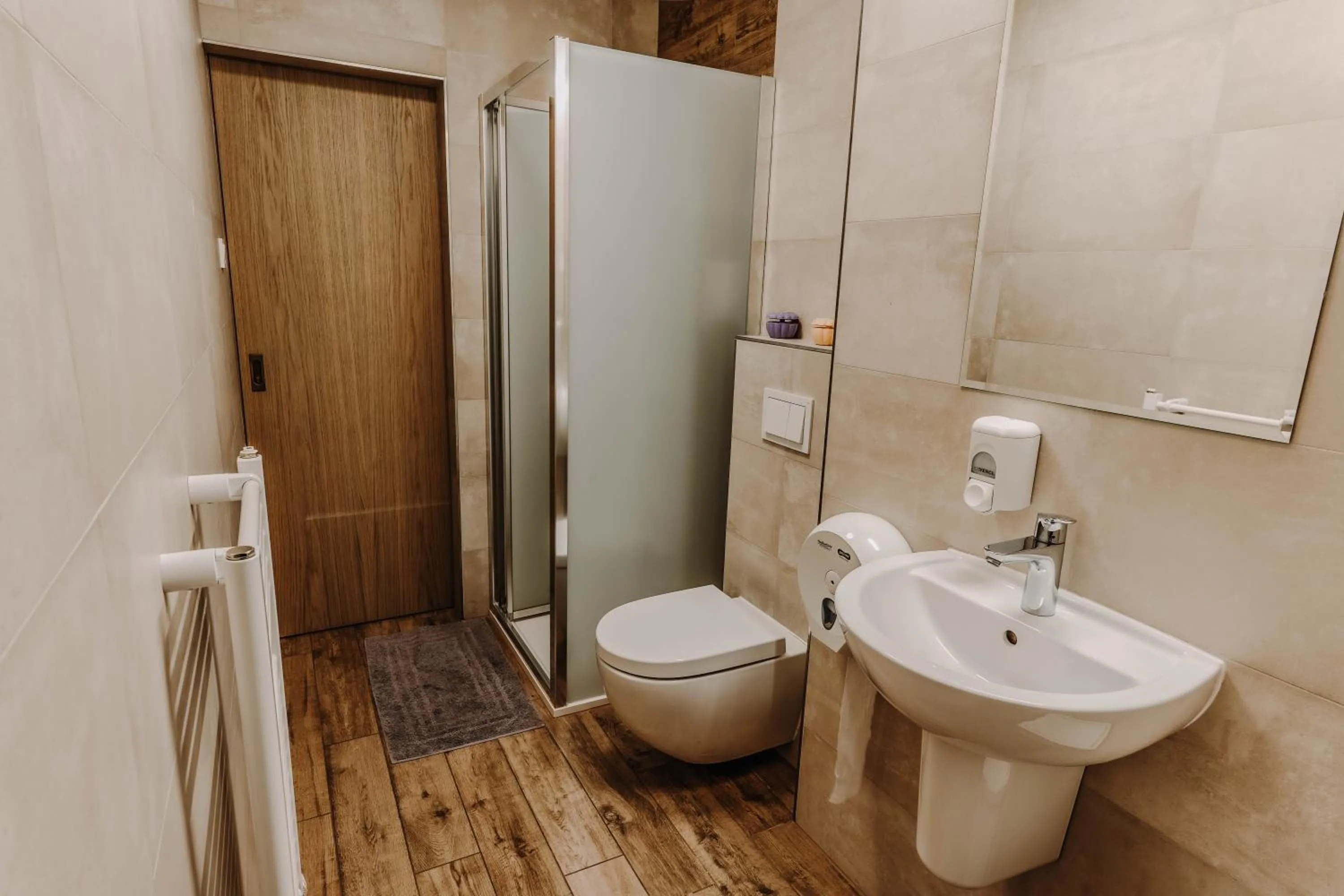 Twin Room with Shared Bathroom in BILÍKOVA CHATA - Horský hotel