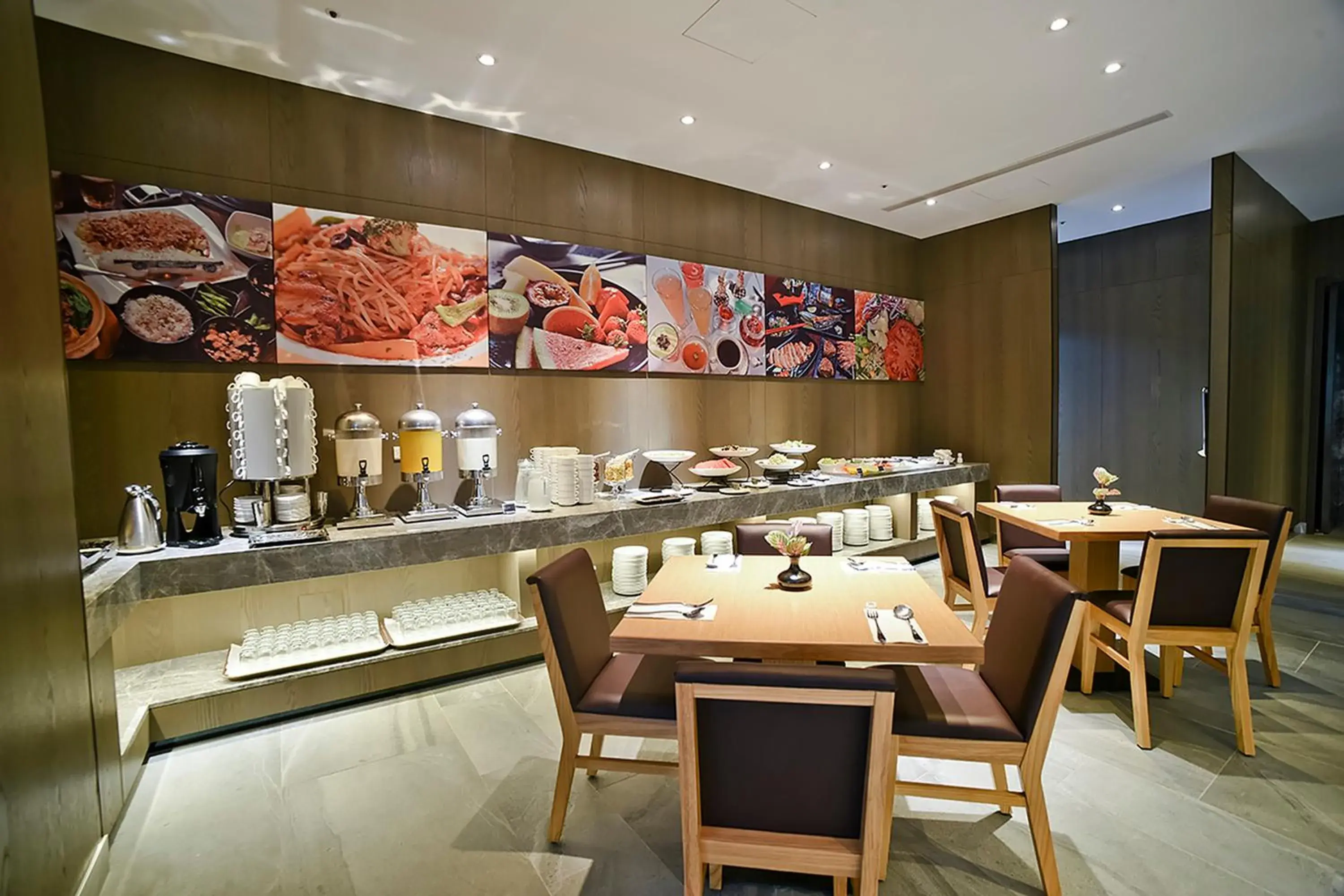Breakfast, Restaurant/Places to Eat in Yidear Hotel