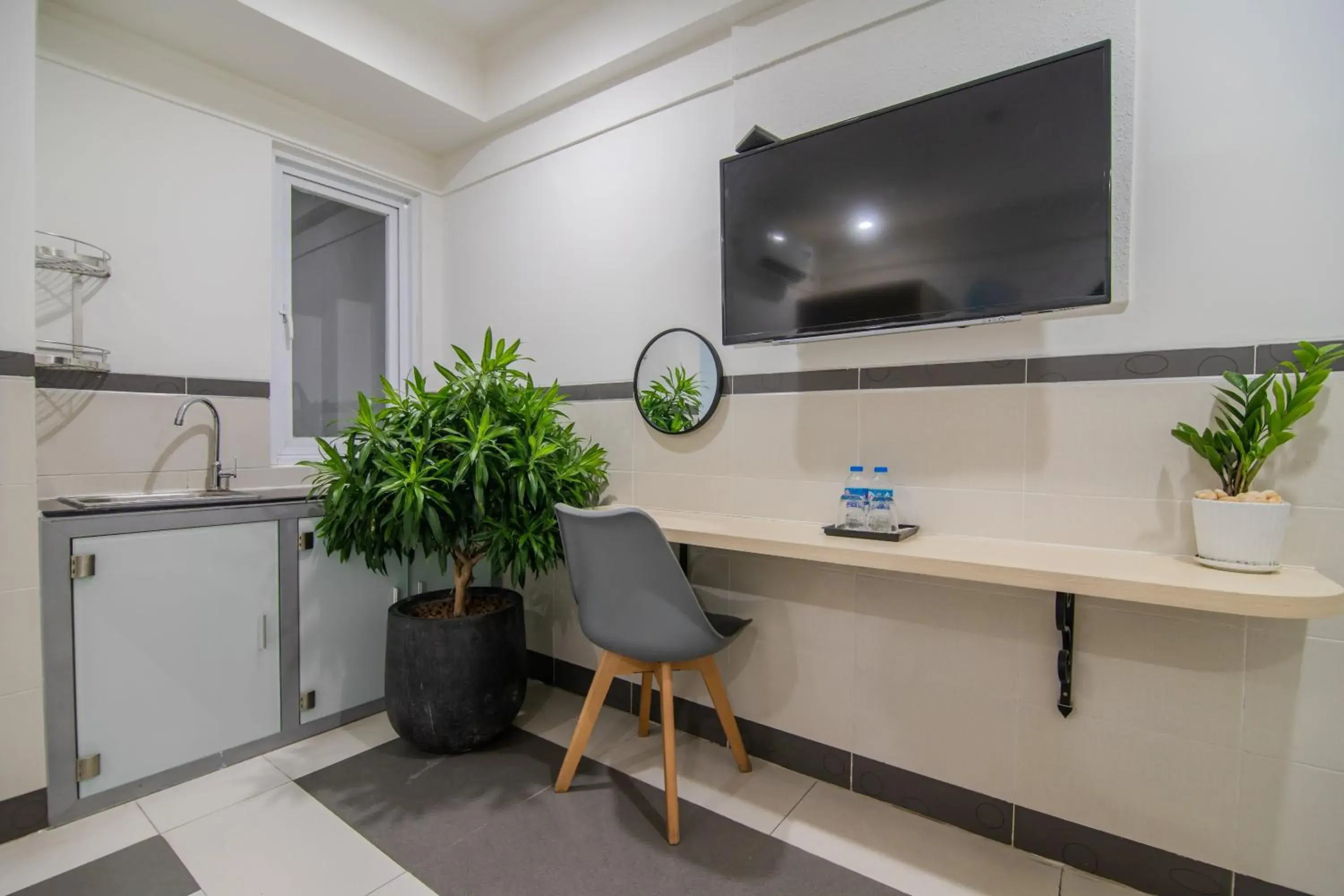 Bin Bin Hotel 5 - Near Lotte Mart D7 Bin Bin Hotel 5 - Near Lotte Mart D7