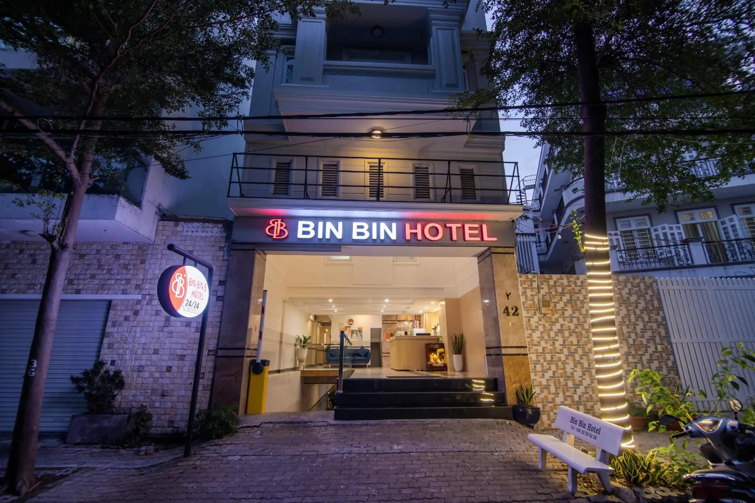 Bin Bin Hotel 5 - Near Lotte Mart D7