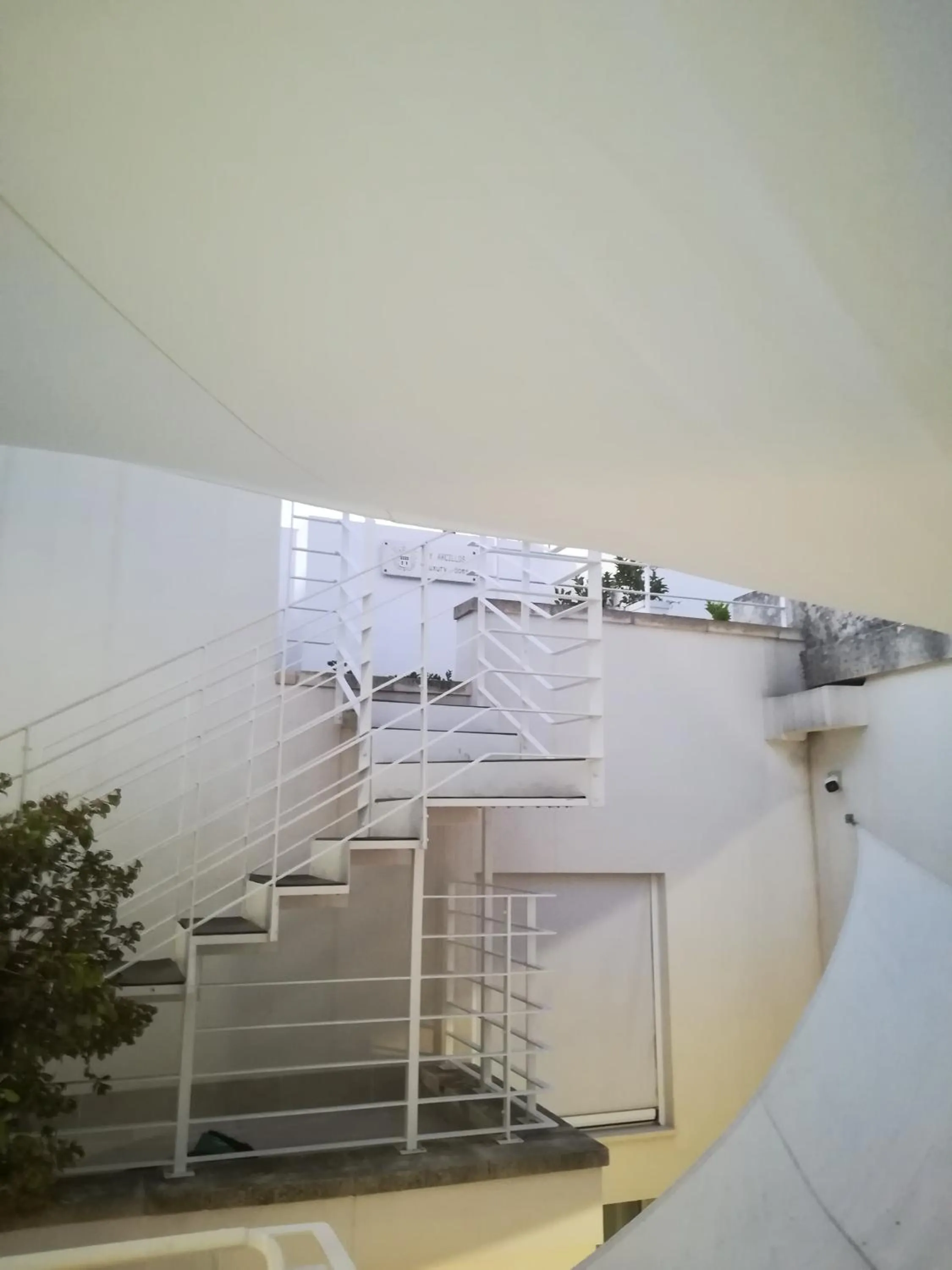 Y Arcillos Luxury Rooms CIN ITO75O35B4OOO468O2