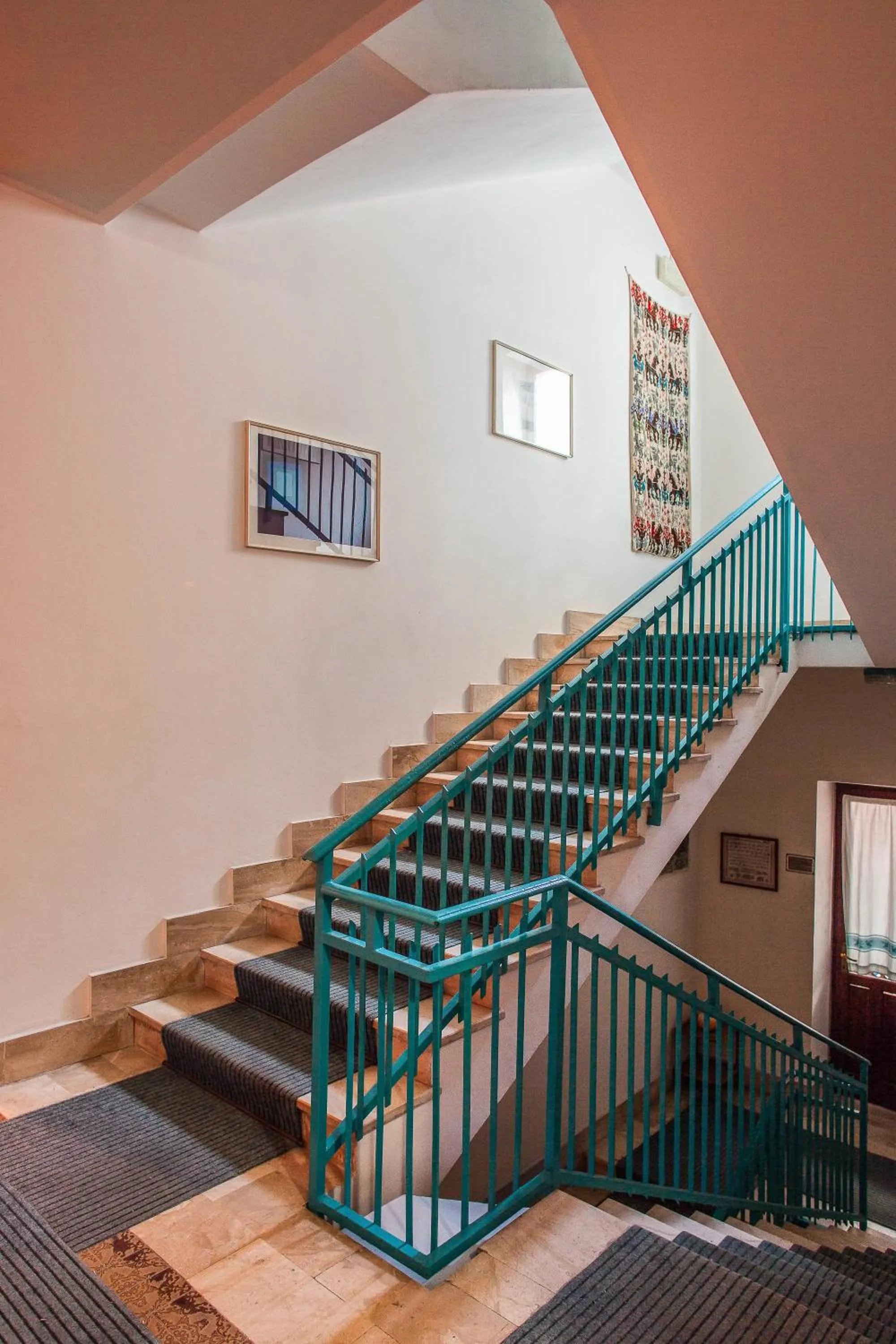 Decorative detail in Hotel Sandalyon