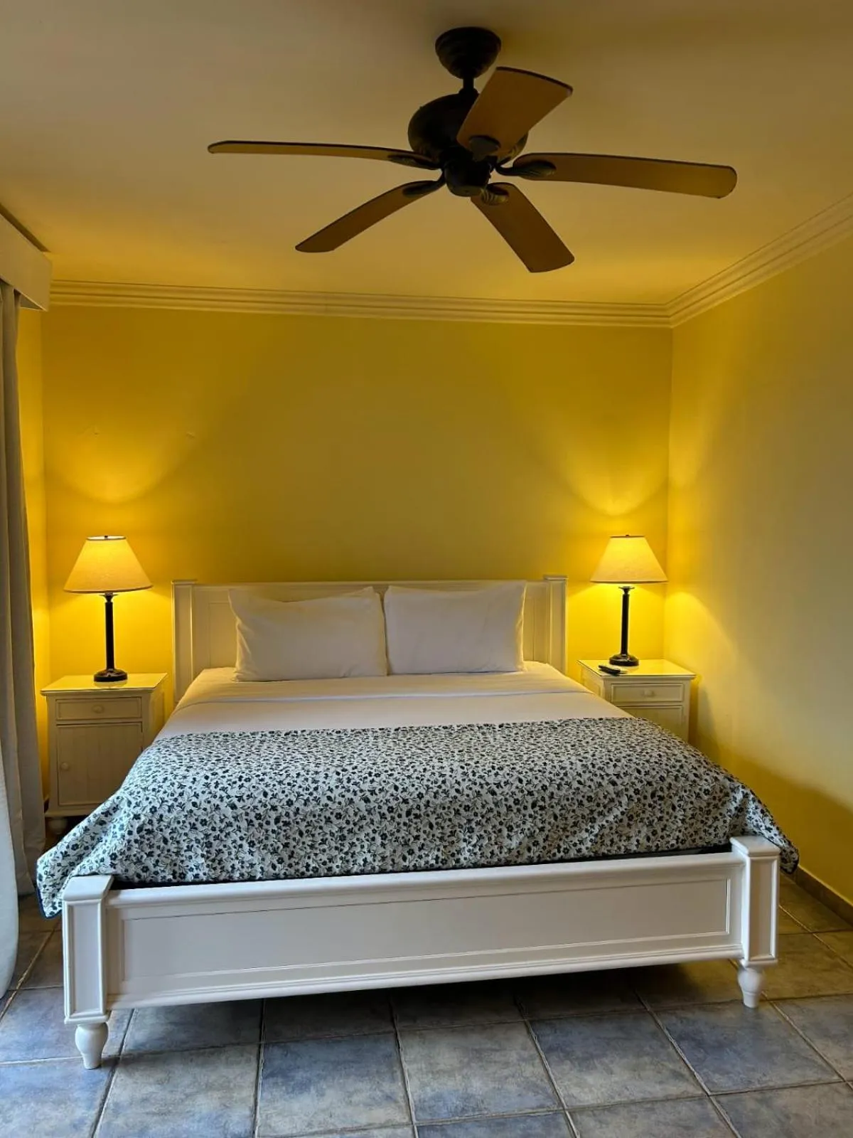 Bed in Hacienda Los Molinos Boutique Hotel & Villas