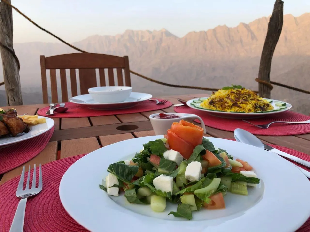 Restaurant/places to eat in SAMA Wakan Heritage Homes