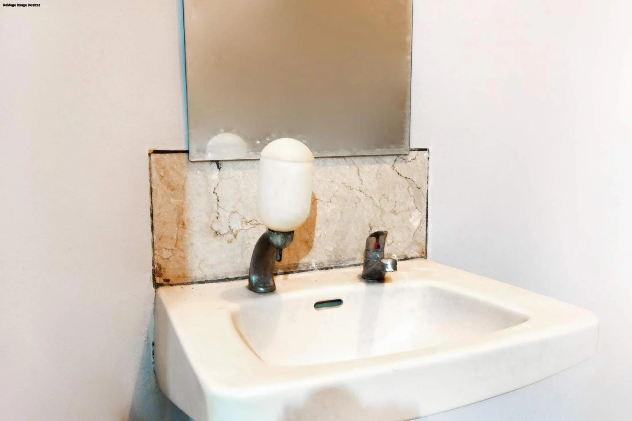 Bathroom in Apartment Wisma Tobana II