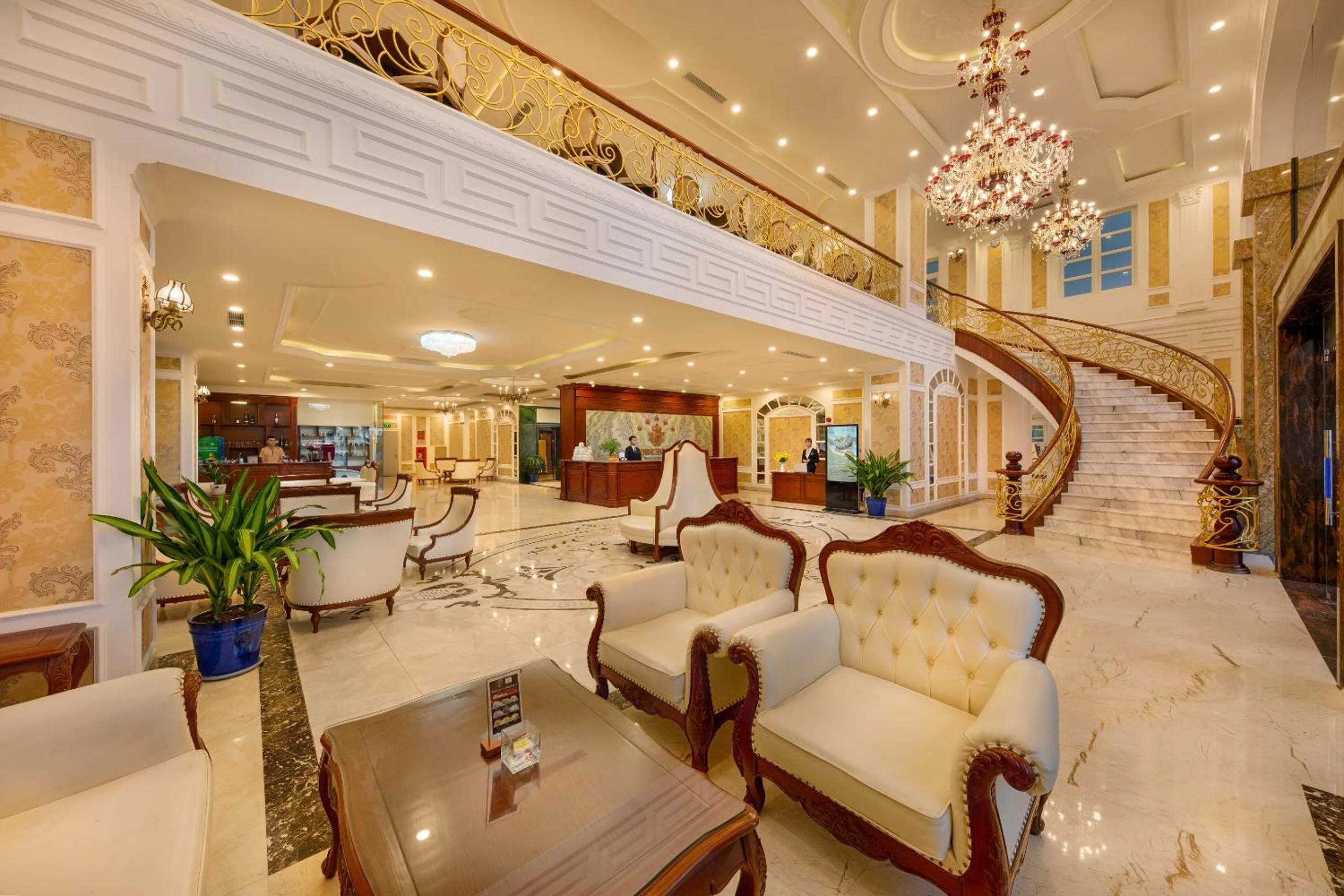 Lobby or reception in Eden Ocean View Hotel Da Nang