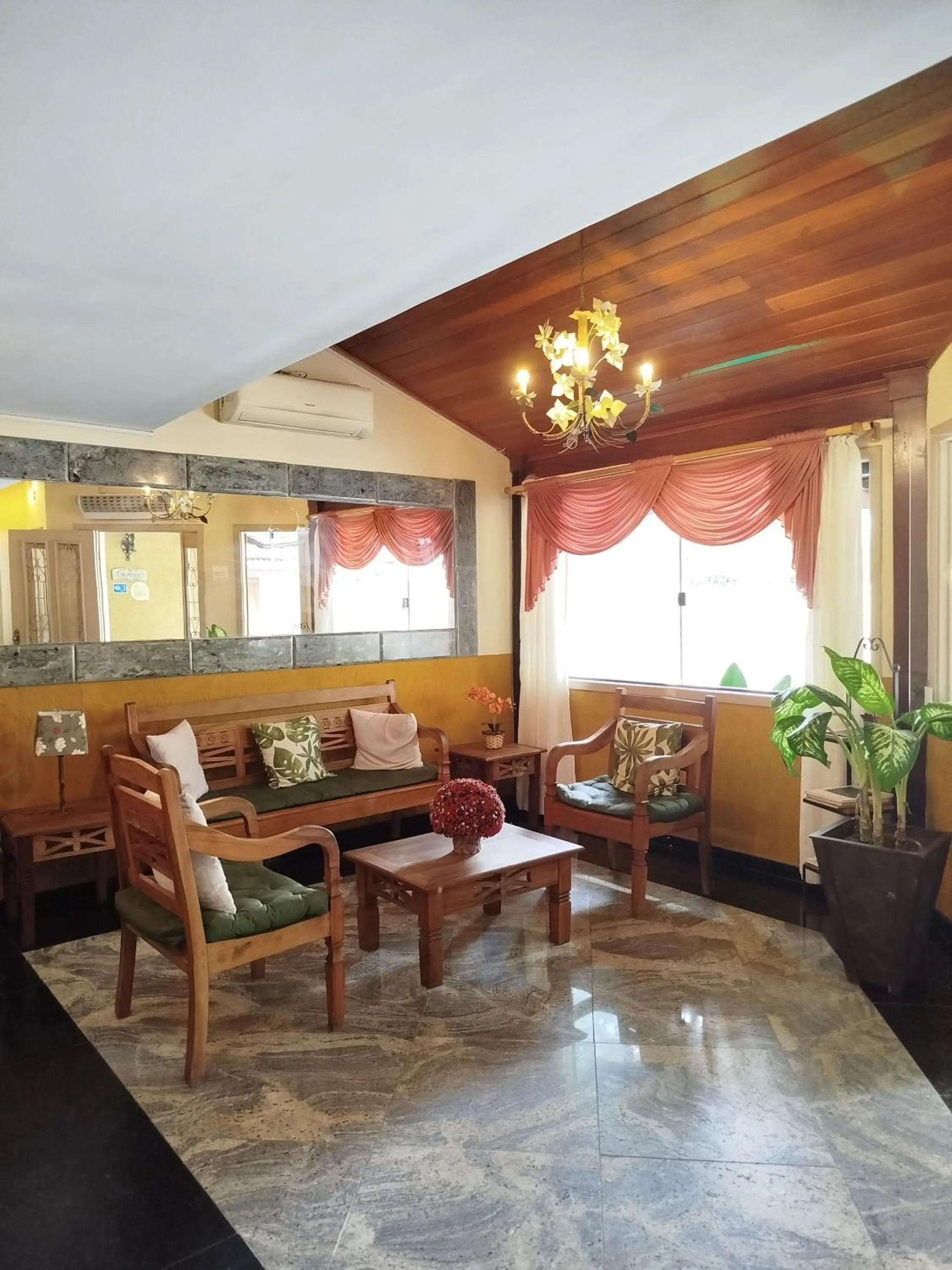 Lobby or reception in Hotel Rio Penedo