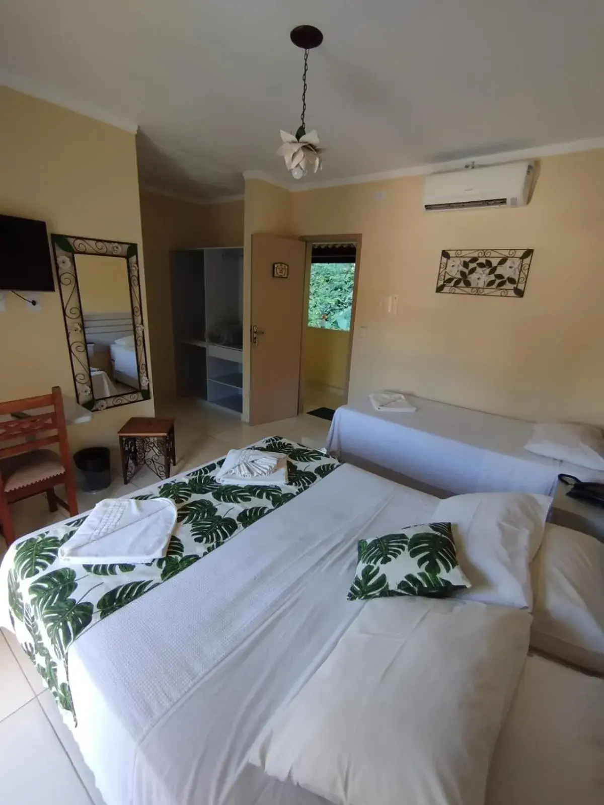 Bedroom, Bed in Hotel Rio Penedo Bedroom, Bed in Hotel Rio Penedo