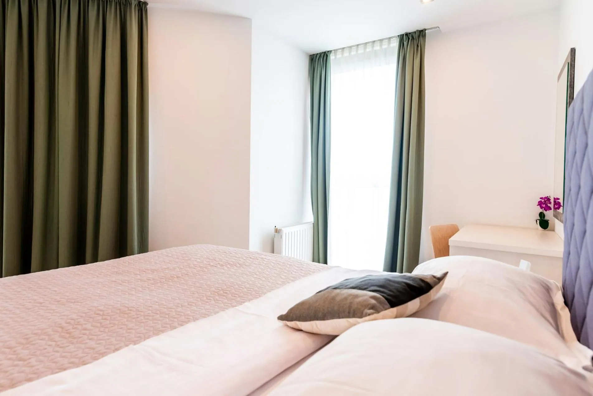 Bed in Hotel Park Superior 3*