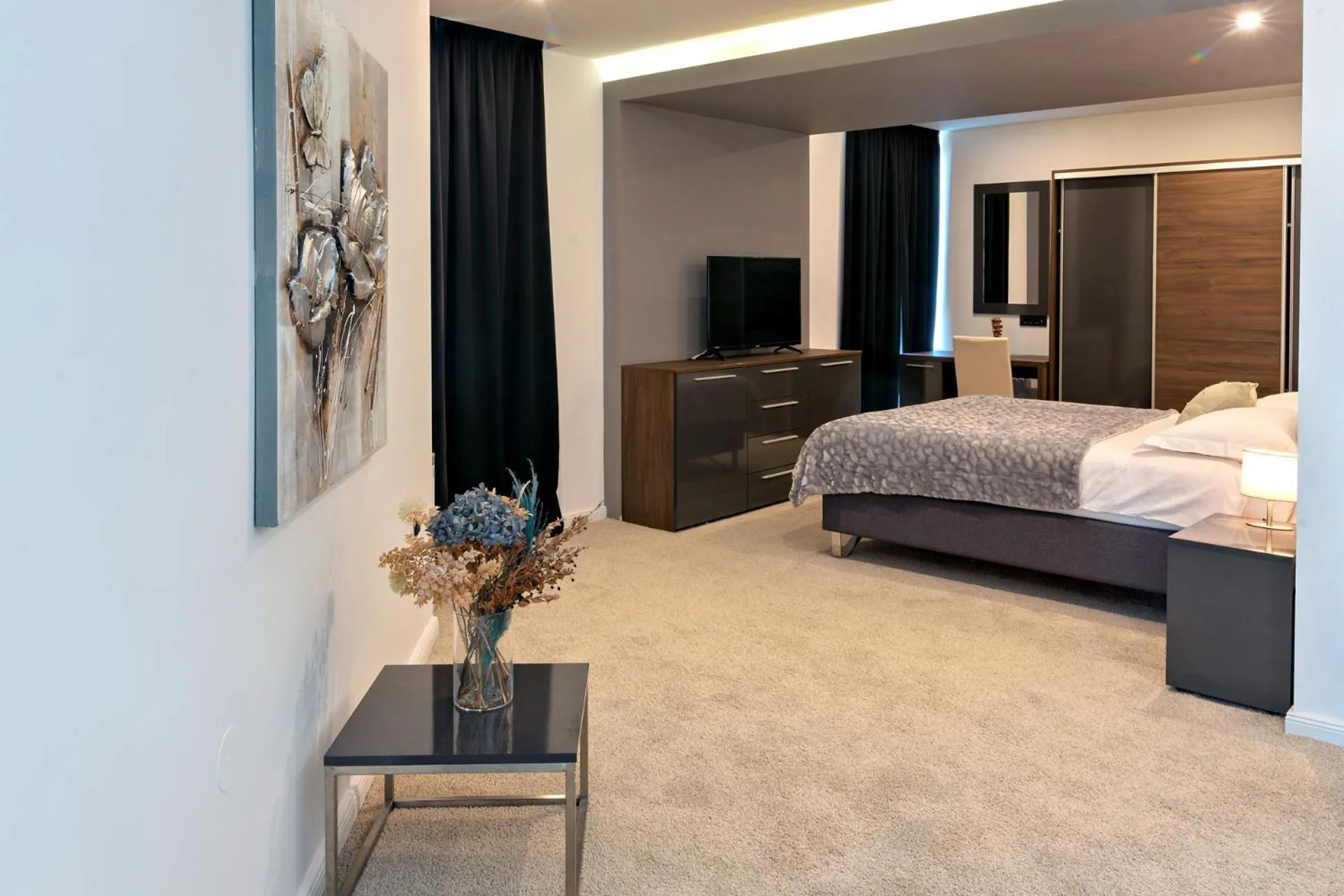 Bed in Hotel Park Superior 3*