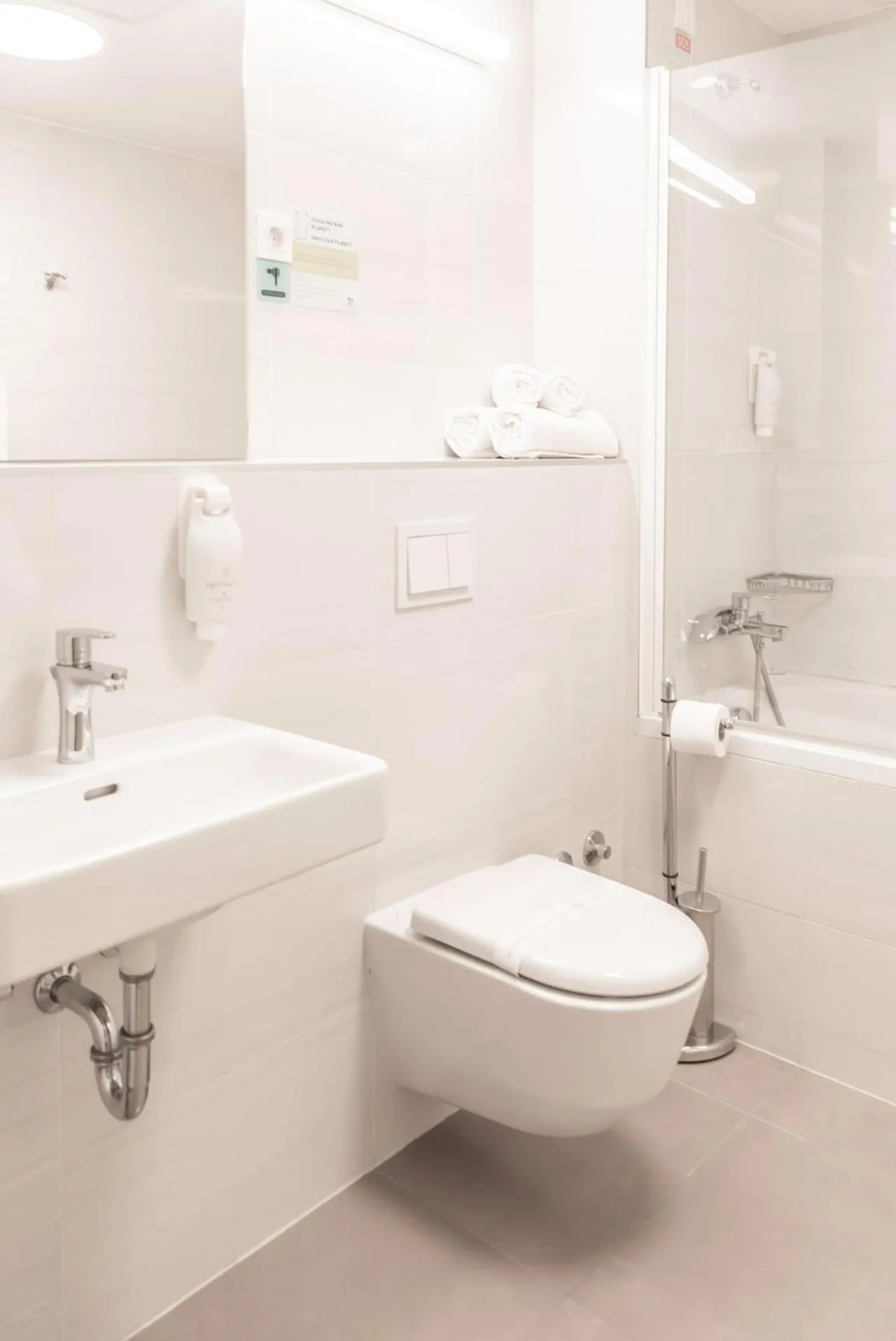 Toilet in Hotel Park Superior 3*