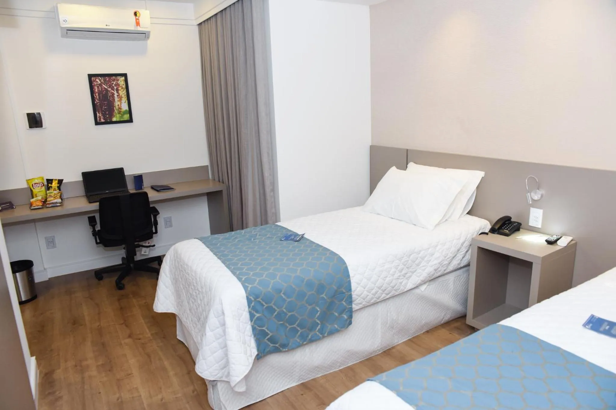 Bed in Blue Open Hotel