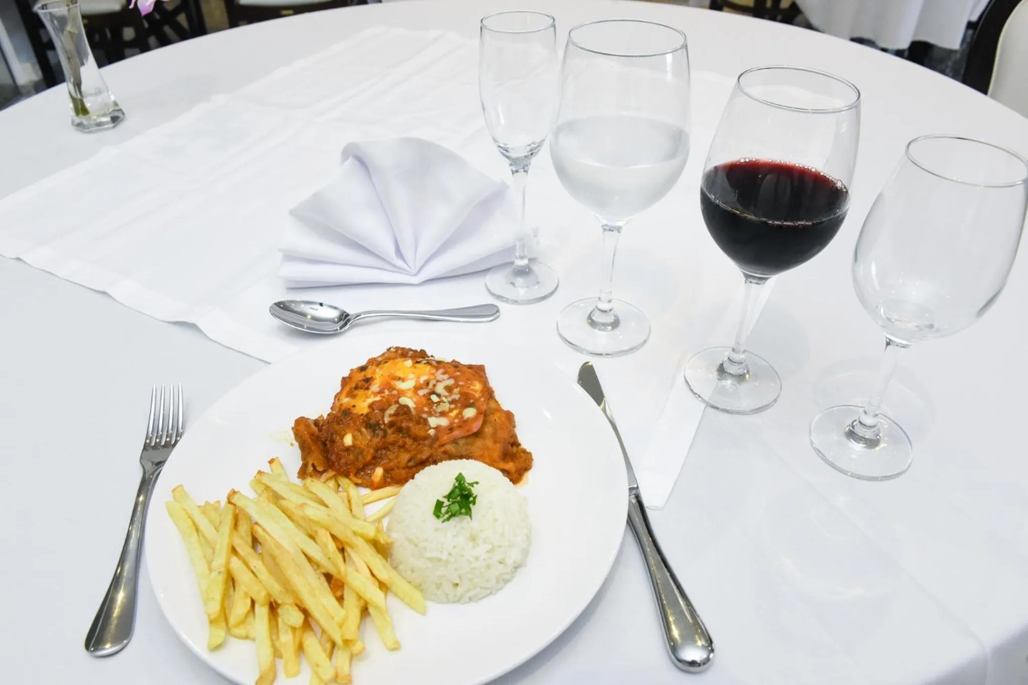 Restaurant/places to eat in Blue Open Hotel