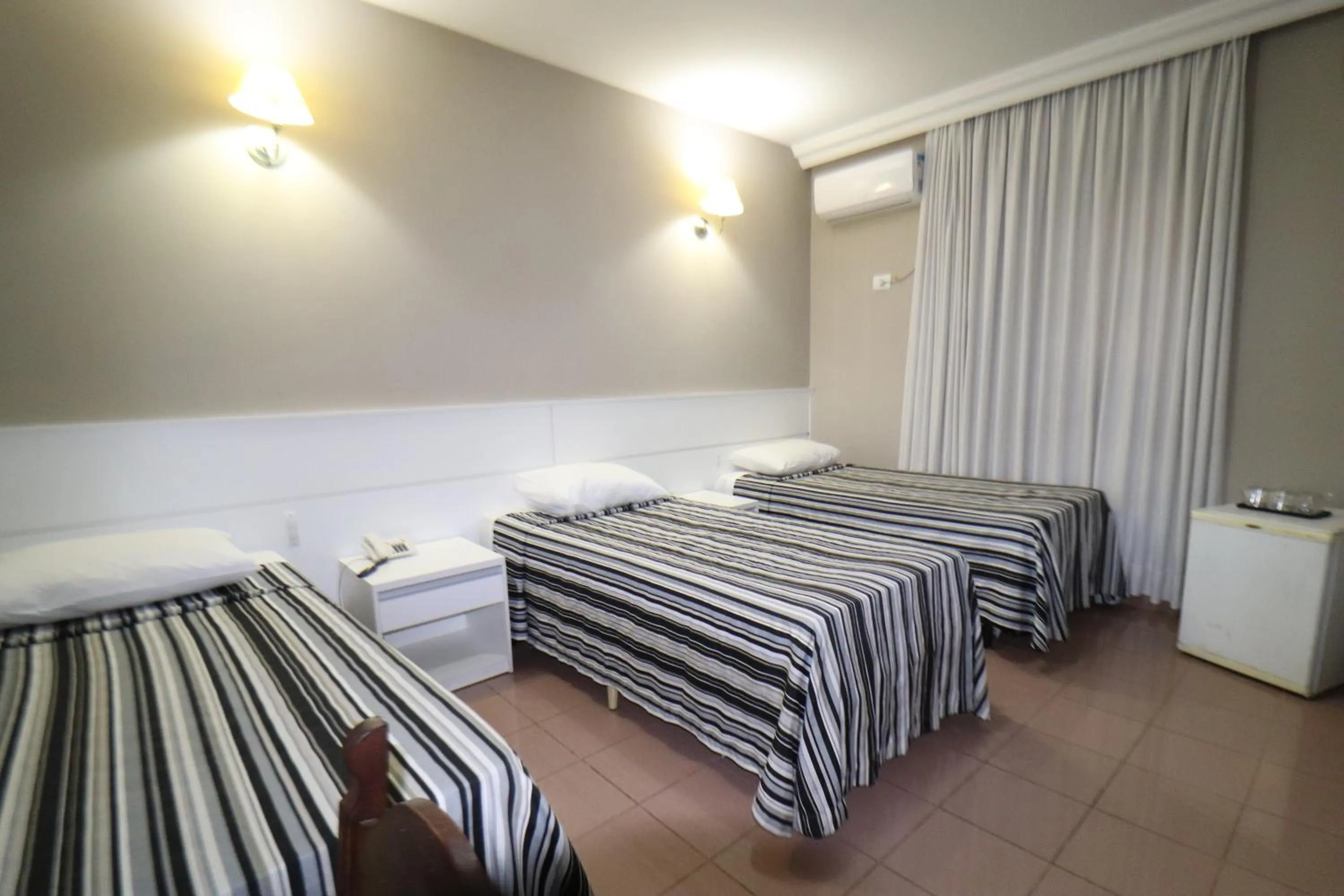 Bed in Mariano Palace Hotel