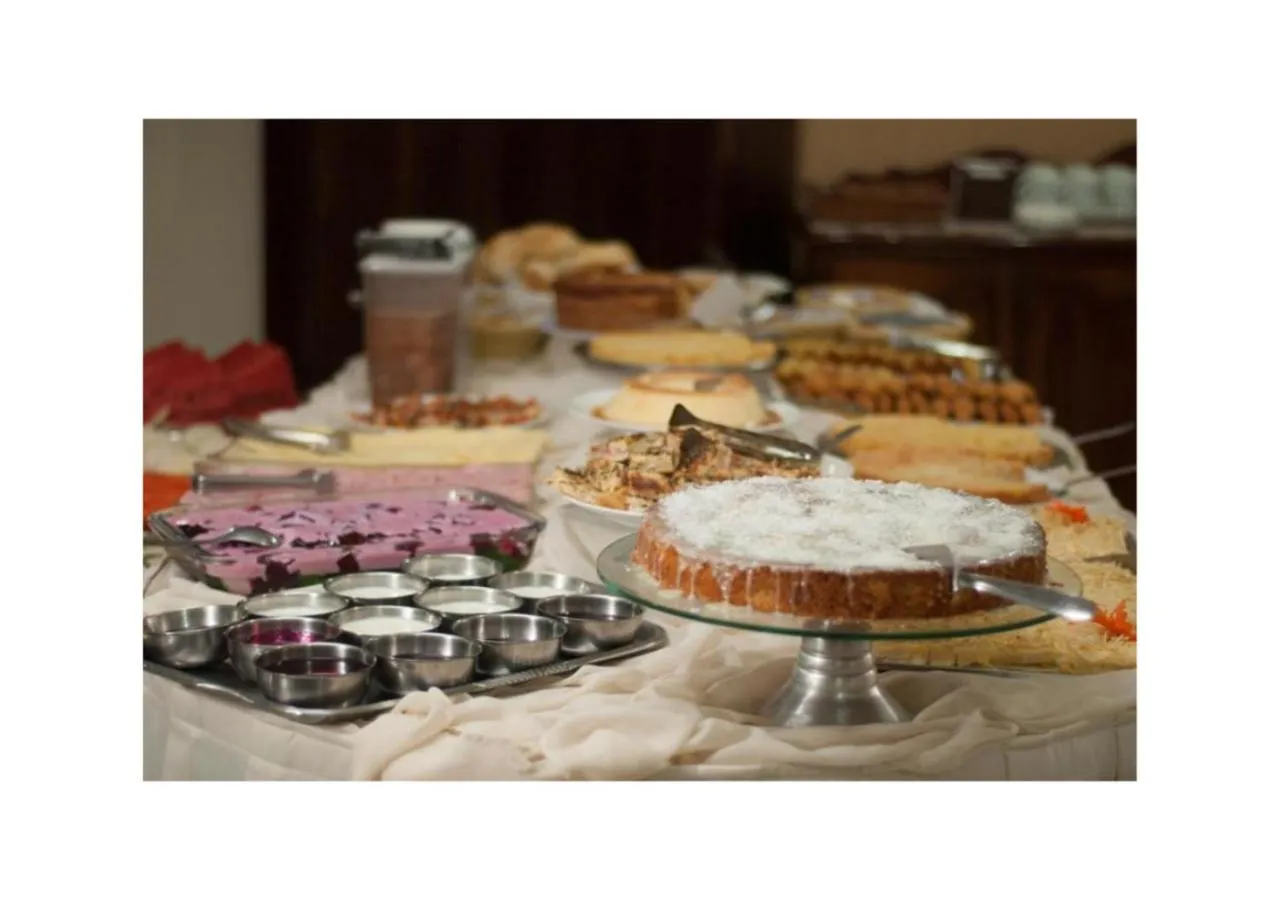 Food and drinks in Mariano Palace Hotel