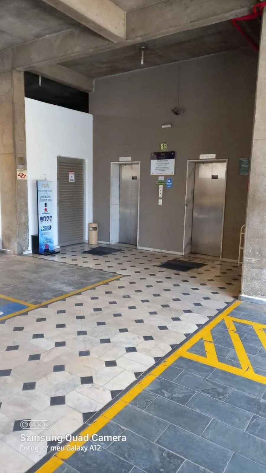 Parking in Mariano Palace Hotel