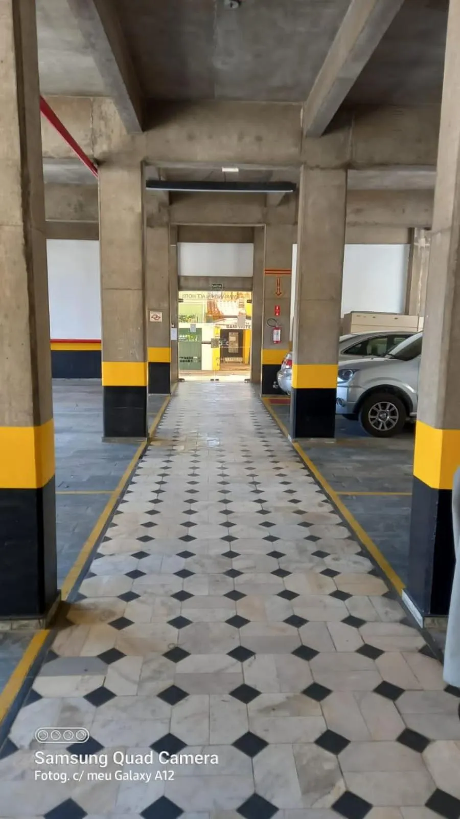 Parking in Mariano Palace Hotel