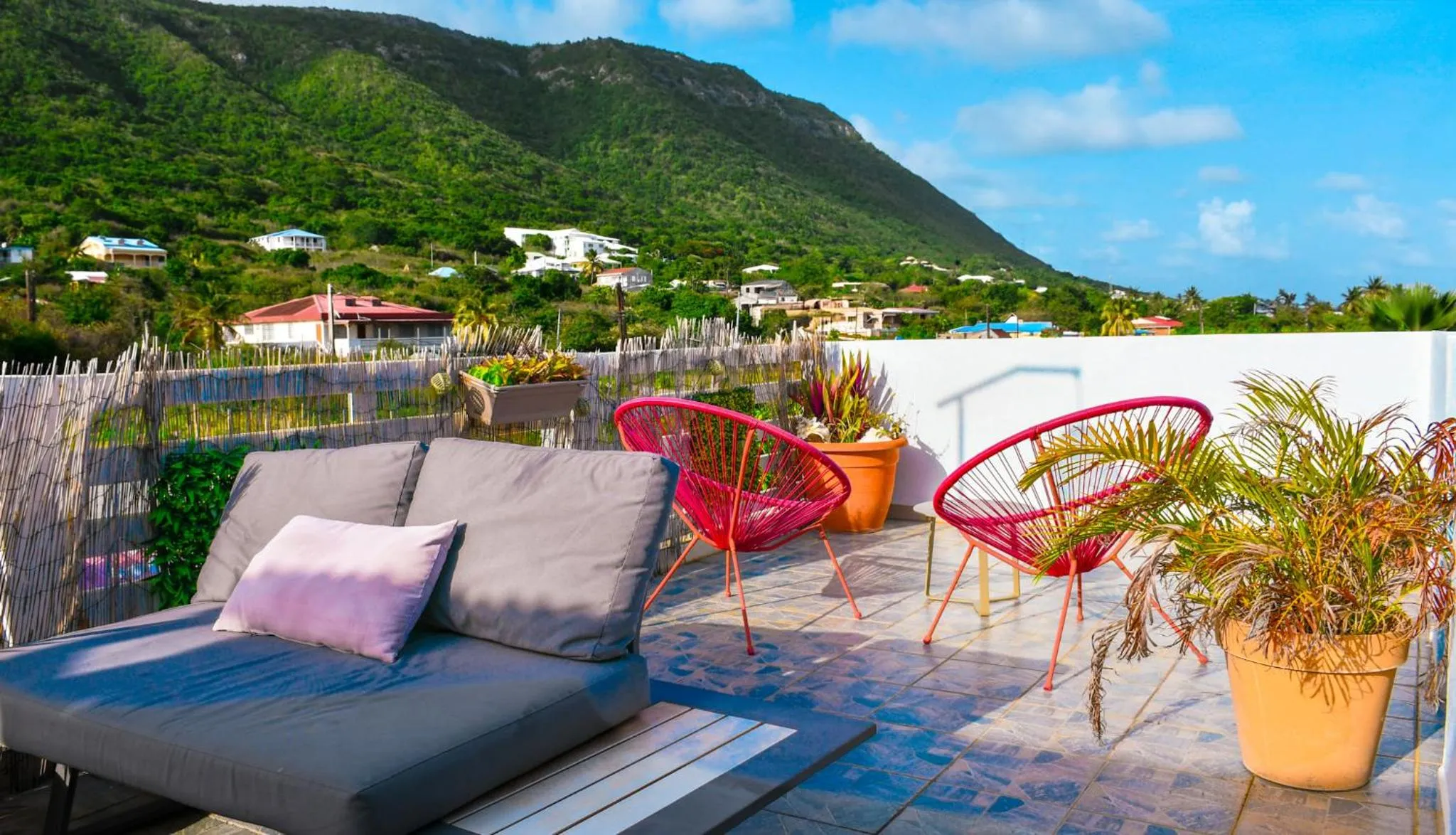 Patio in Hotel Oasis