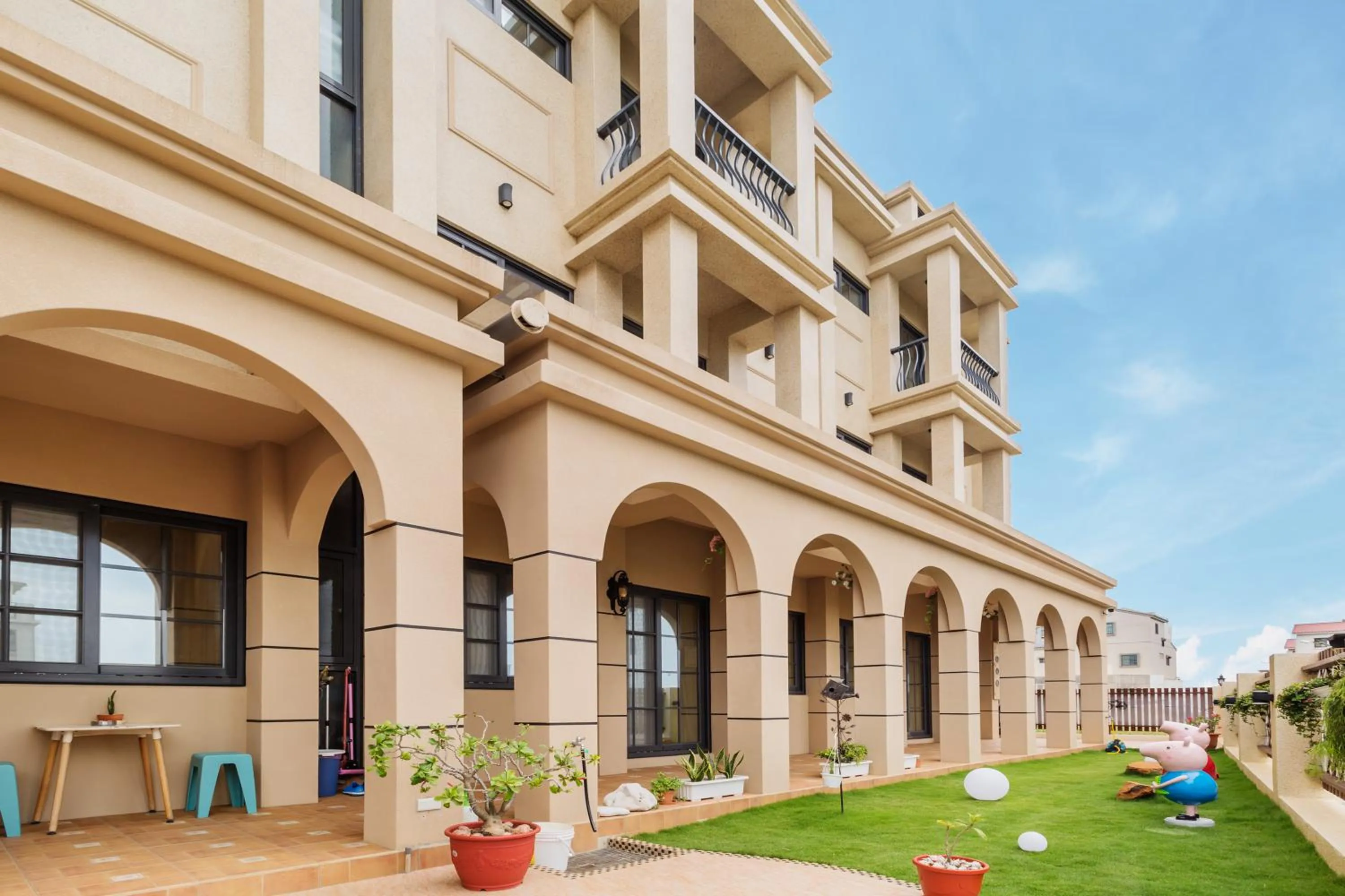 Decorative detail in Kiwi Villa