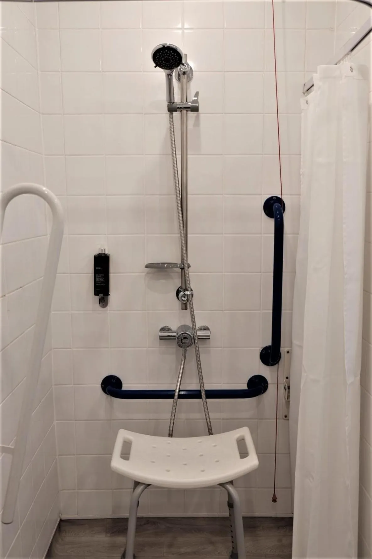 Bathroom in 4 Canon Lane