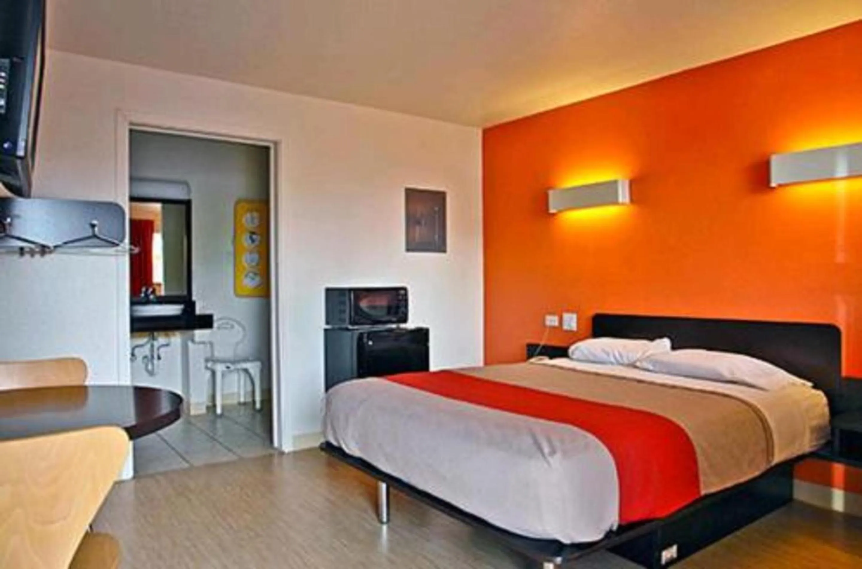 Bedroom, Bed in Motel 6 Riverton WY