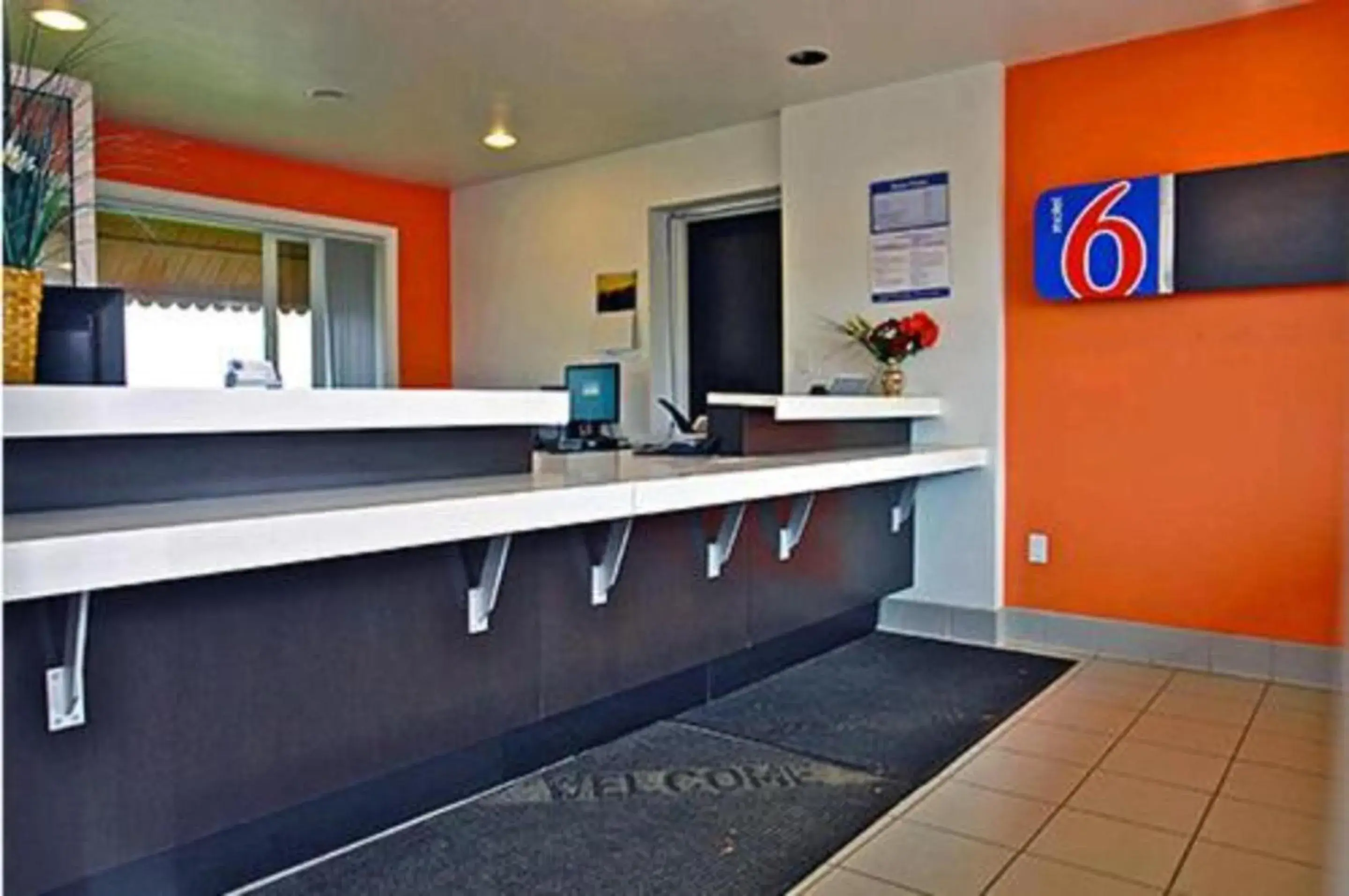 Lobby or reception in Motel 6 Riverton WY Lobby or reception in Motel 6 Riverton WY