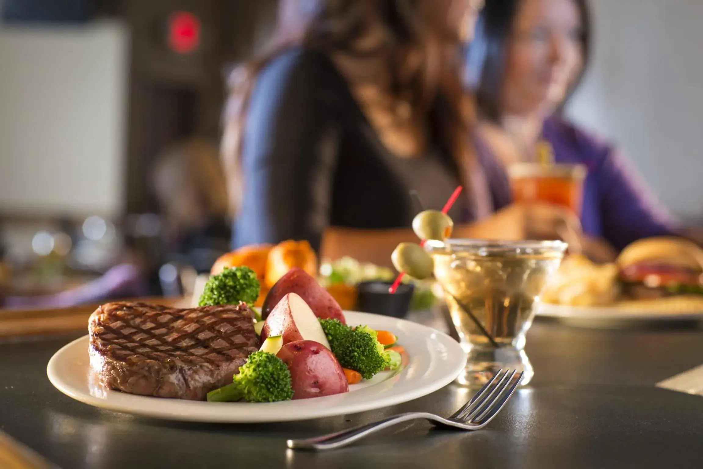 Restaurant/places to eat in Red Lion Hotel Wenatchee City Center Restaurant/places to eat in Red Lion Hotel Wenatchee City Center