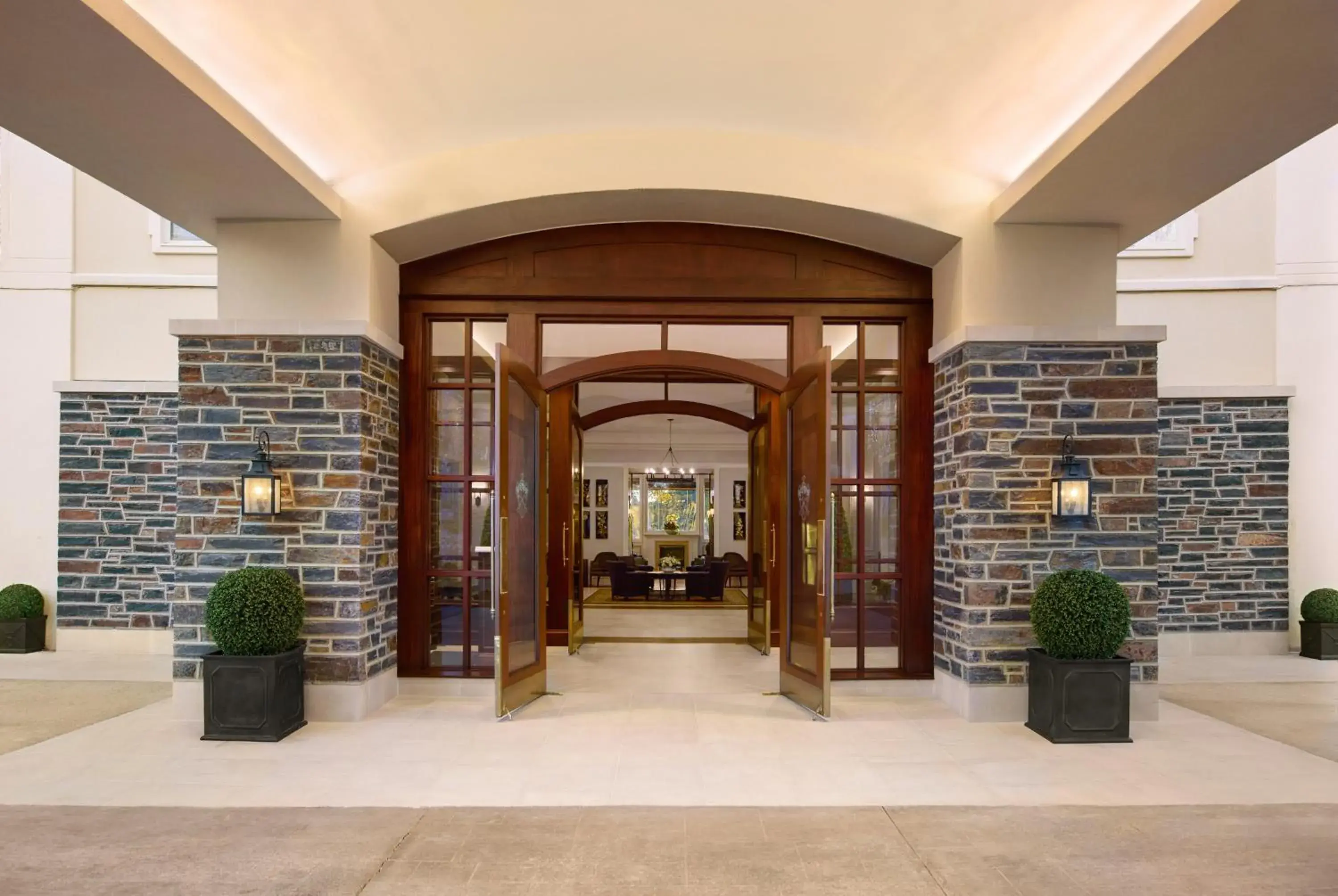 Property building in Washington Duke Inn & Golf Club Property building in Washington Duke Inn & Golf Club