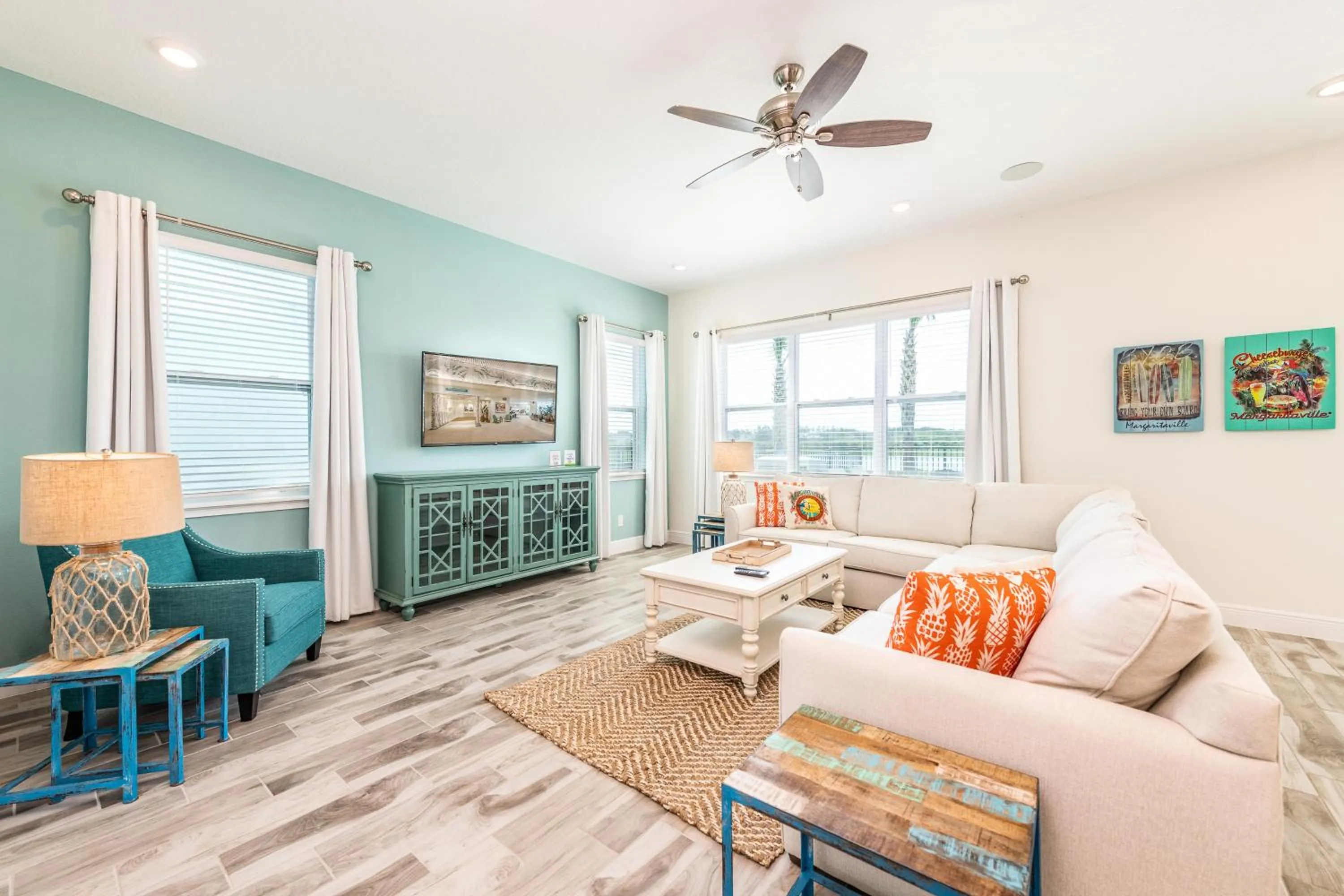 TV and multimedia in Margaritaville Cottages Orlando by Rentyl with H2O Waterpark