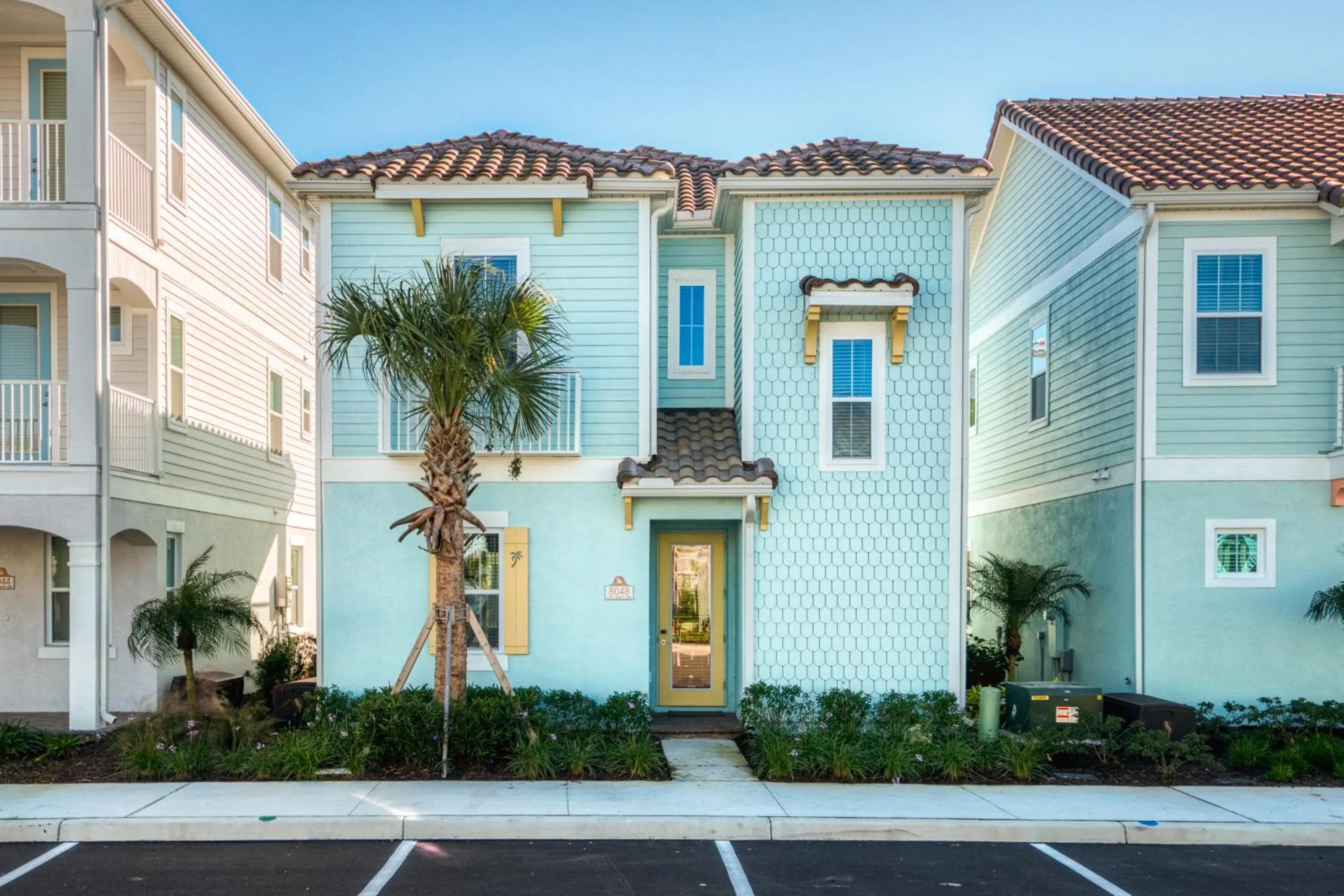 Property building in Margaritaville Cottages Orlando by Rentyl with H2O Waterpark