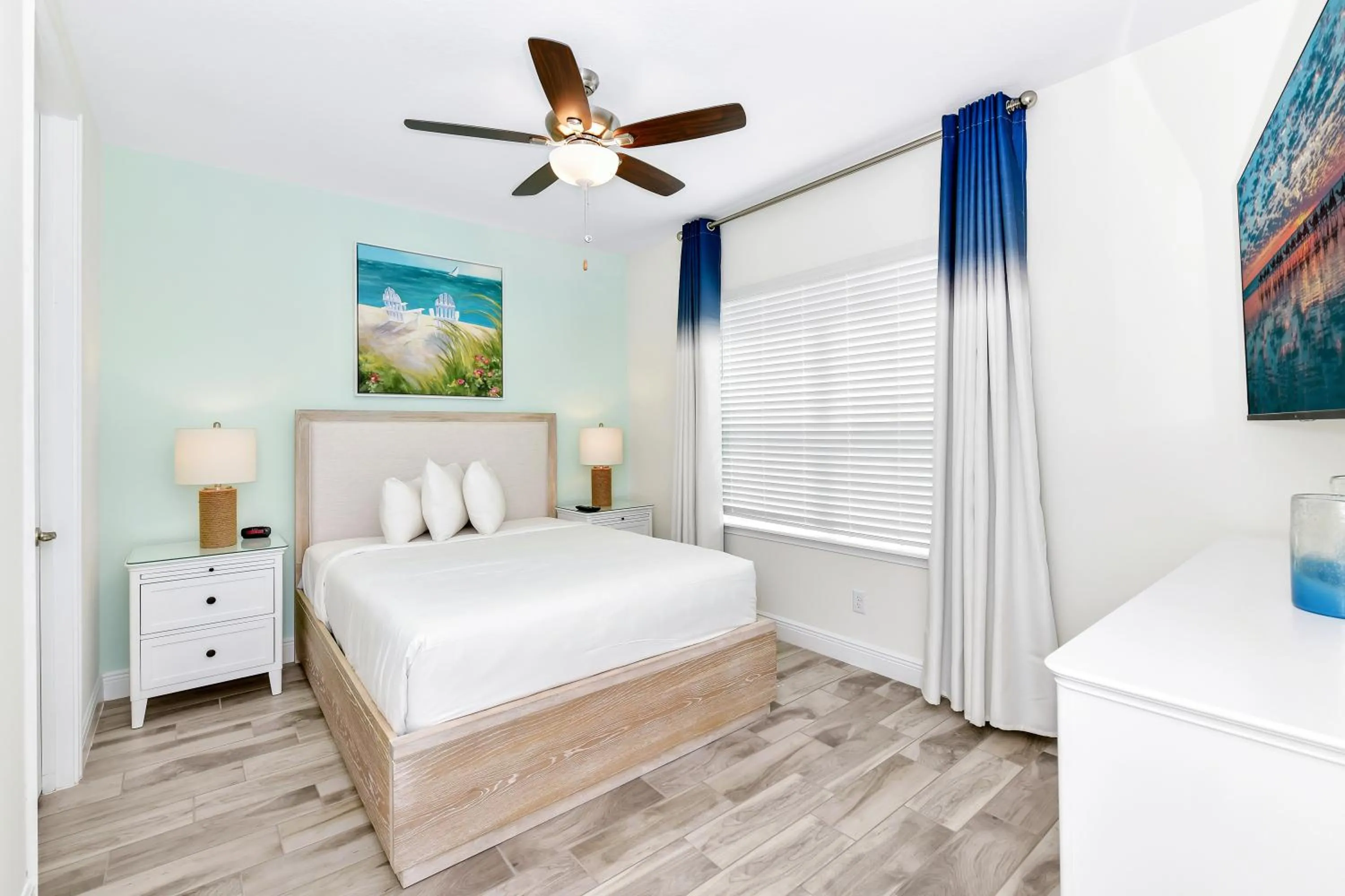 Bedroom, Bed in Margaritaville Cottages Orlando by Rentyl with H2O Waterpark