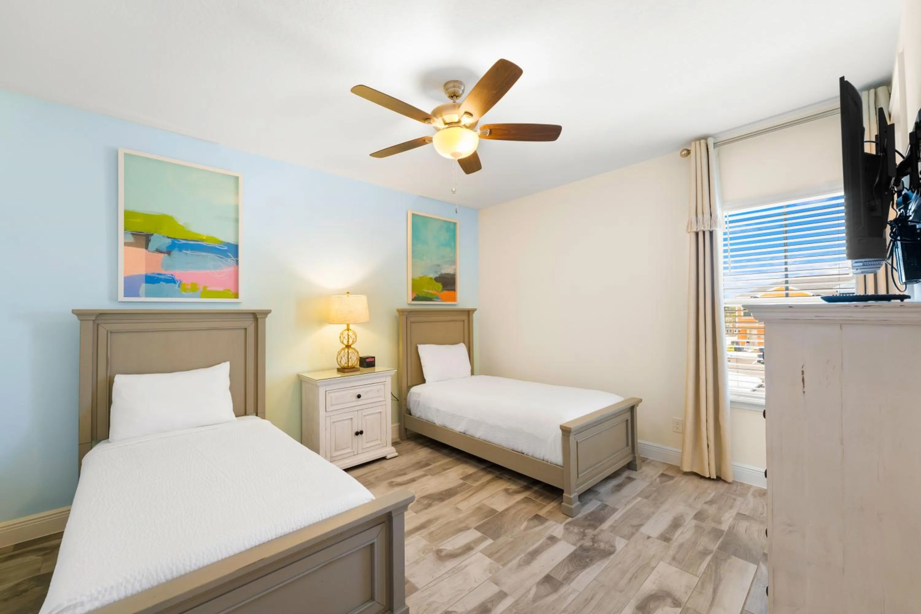 Bedroom, Bed in Margaritaville Cottages Orlando by Rentyl with H2O Waterpark