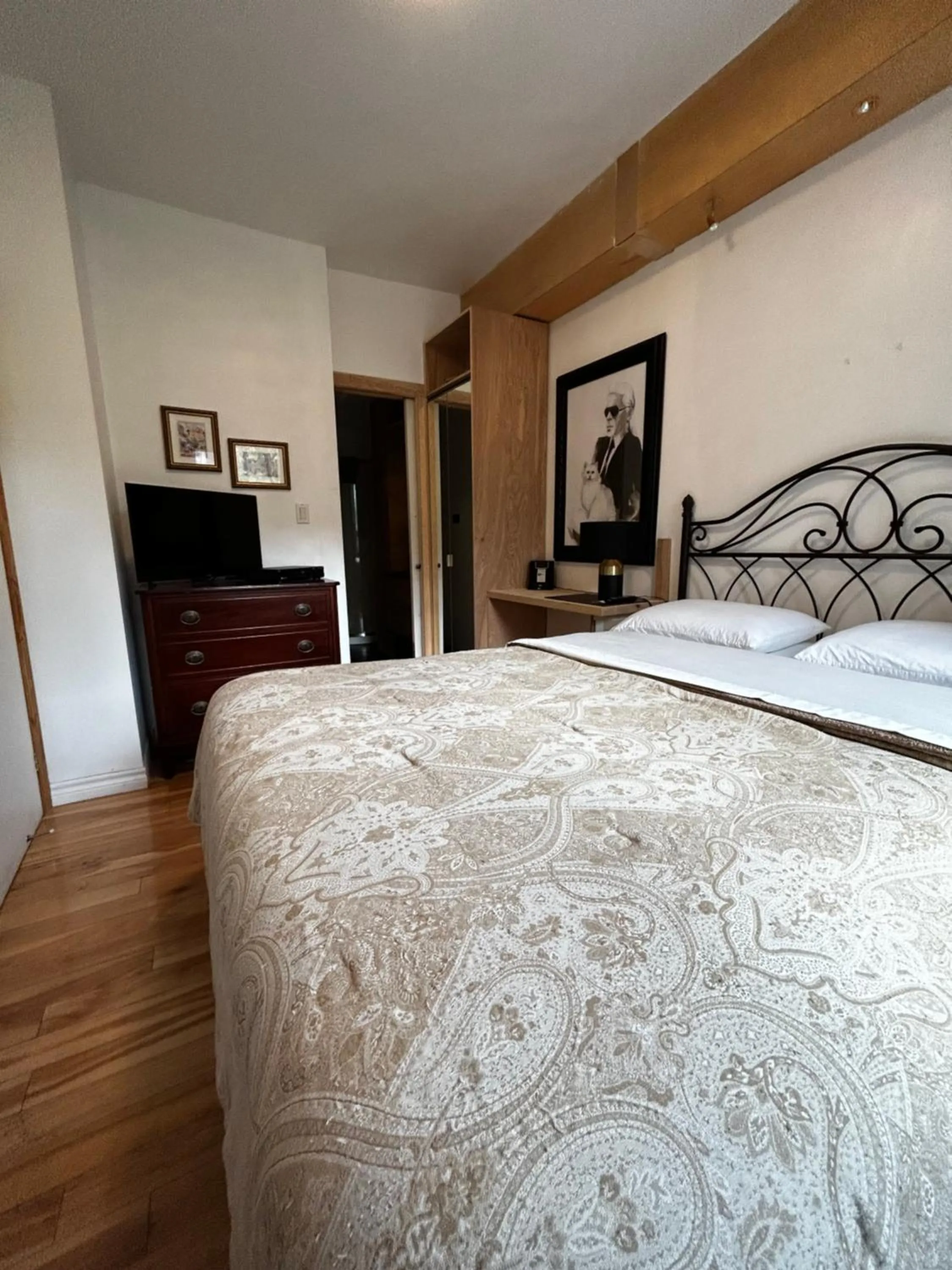 Bed in Gite Le Sieur de Joliette