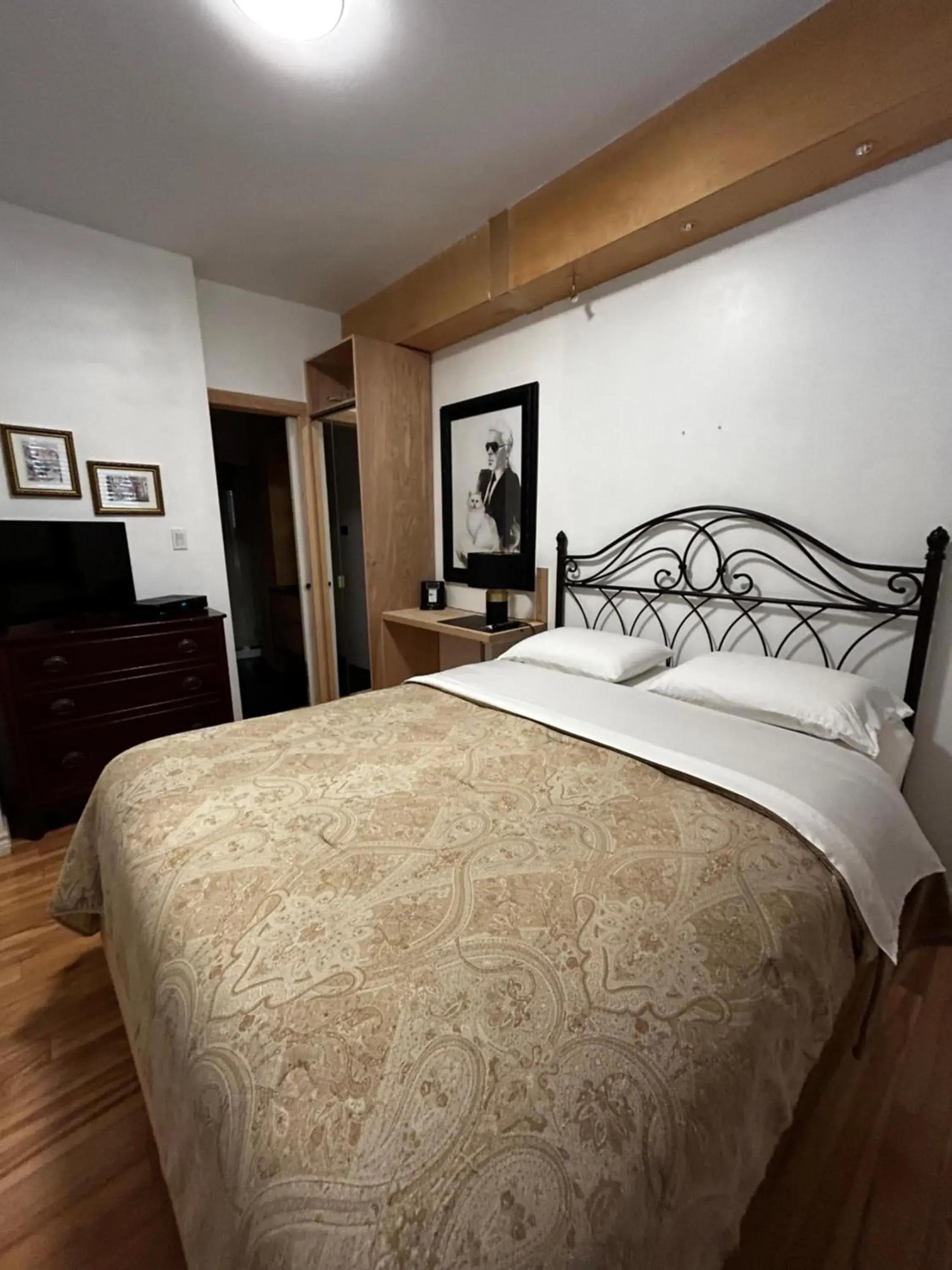 Bed in Gite Le Sieur de Joliette Bed in Gite Le Sieur de Joliette