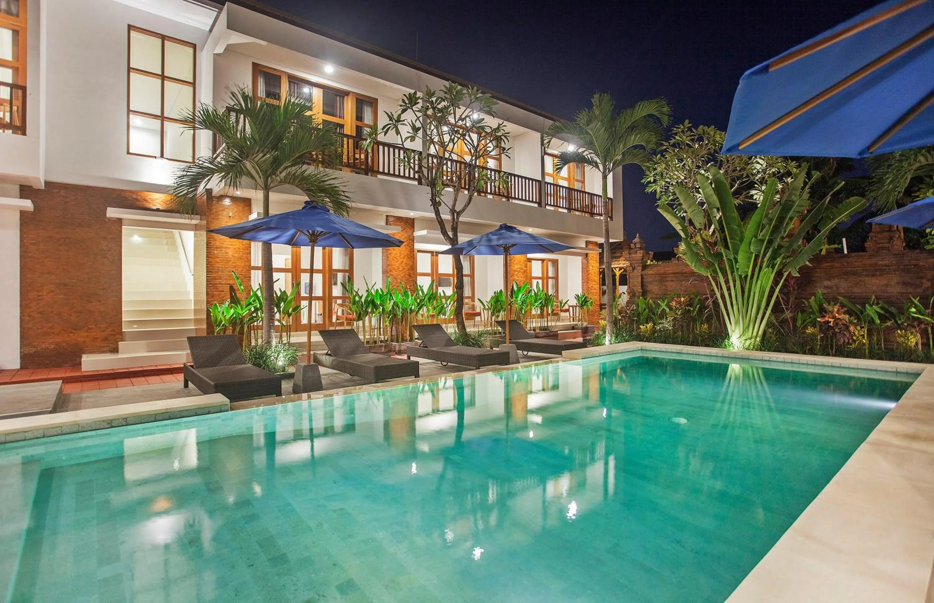 Swimming pool in Sahadewa Suites Residence