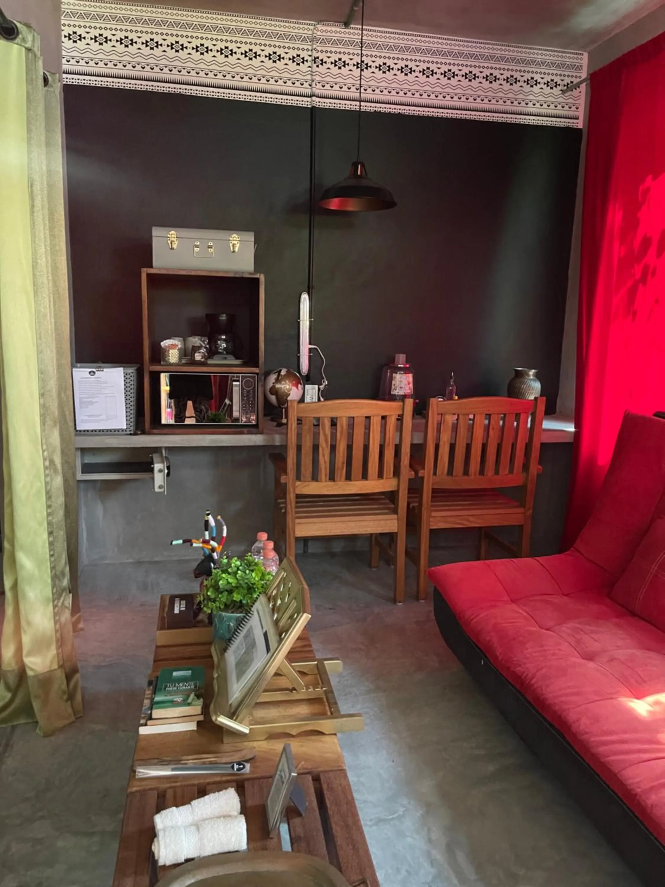 Seating area in Casa Conicarit